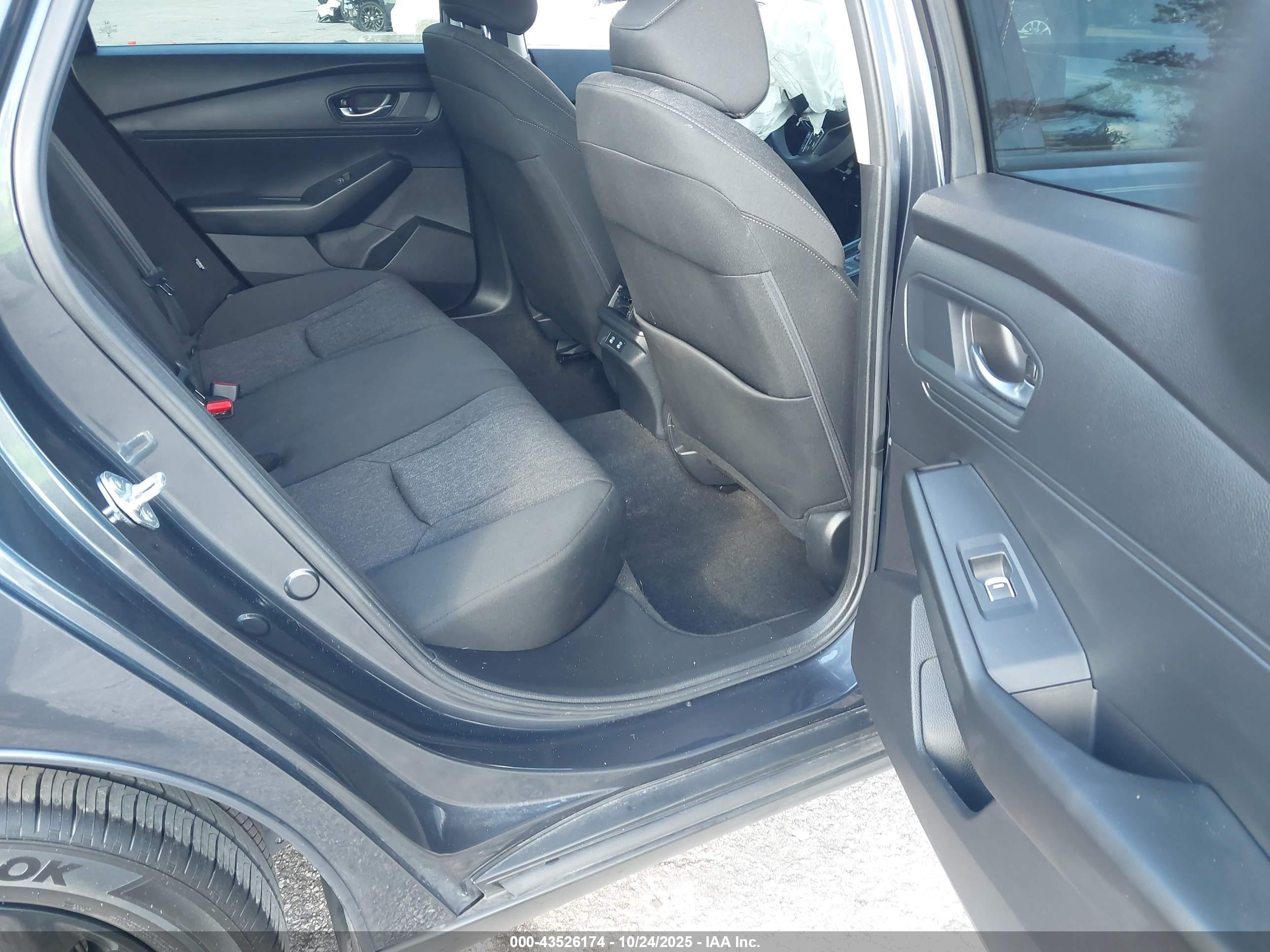 HONDA ACCORD image 8