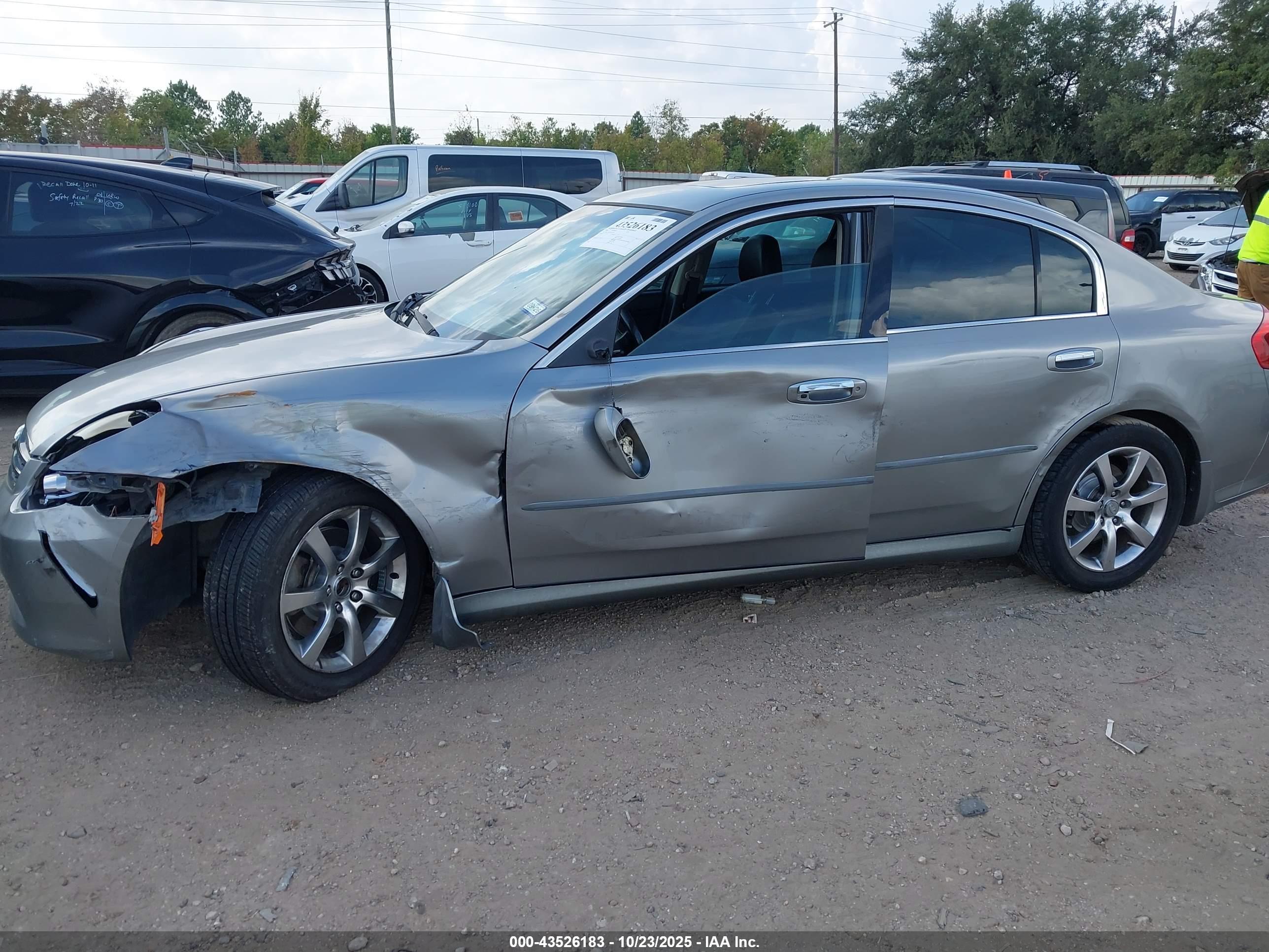 INFINITI G35 image 6