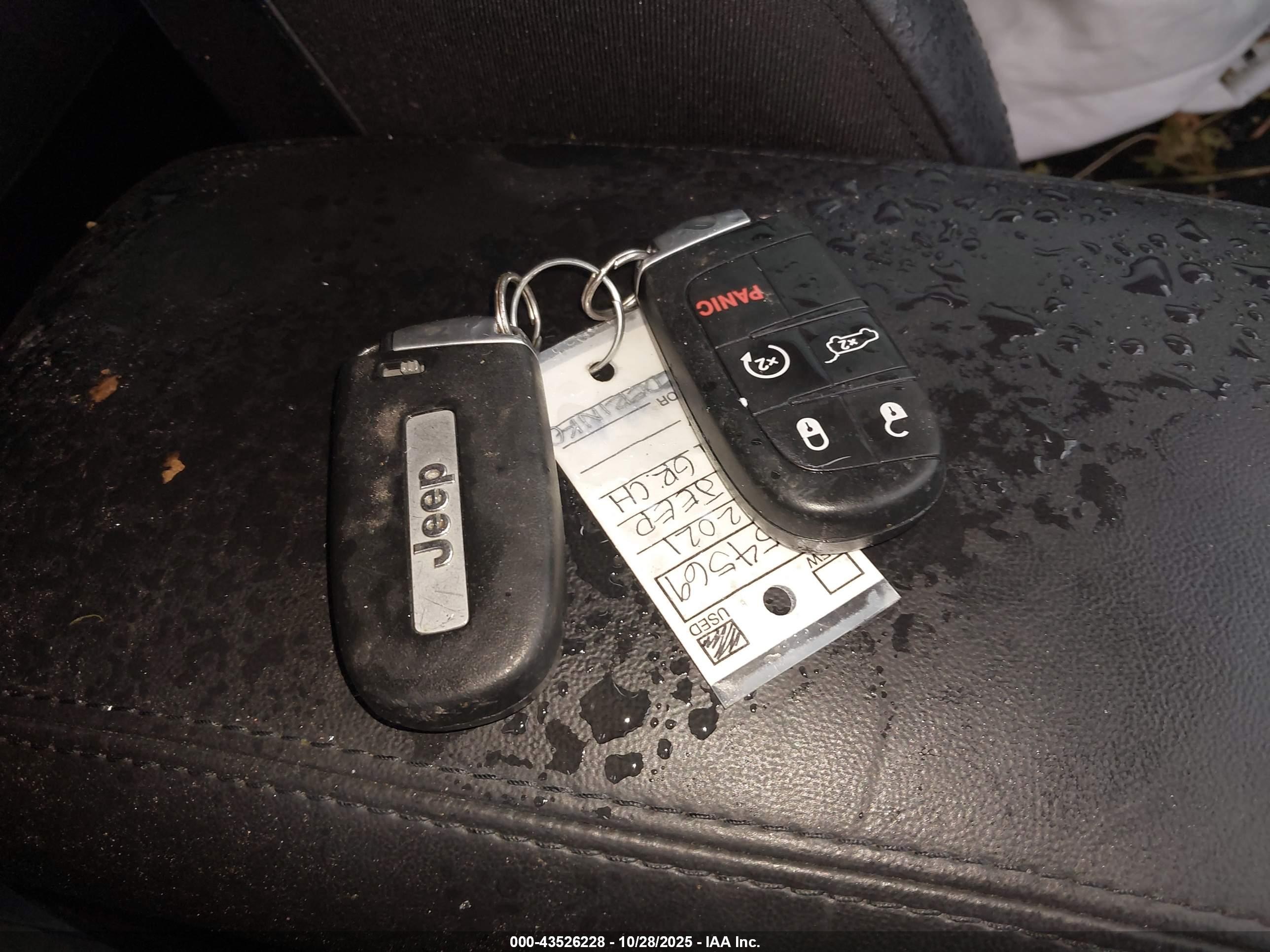 JEEP GRAND image 11