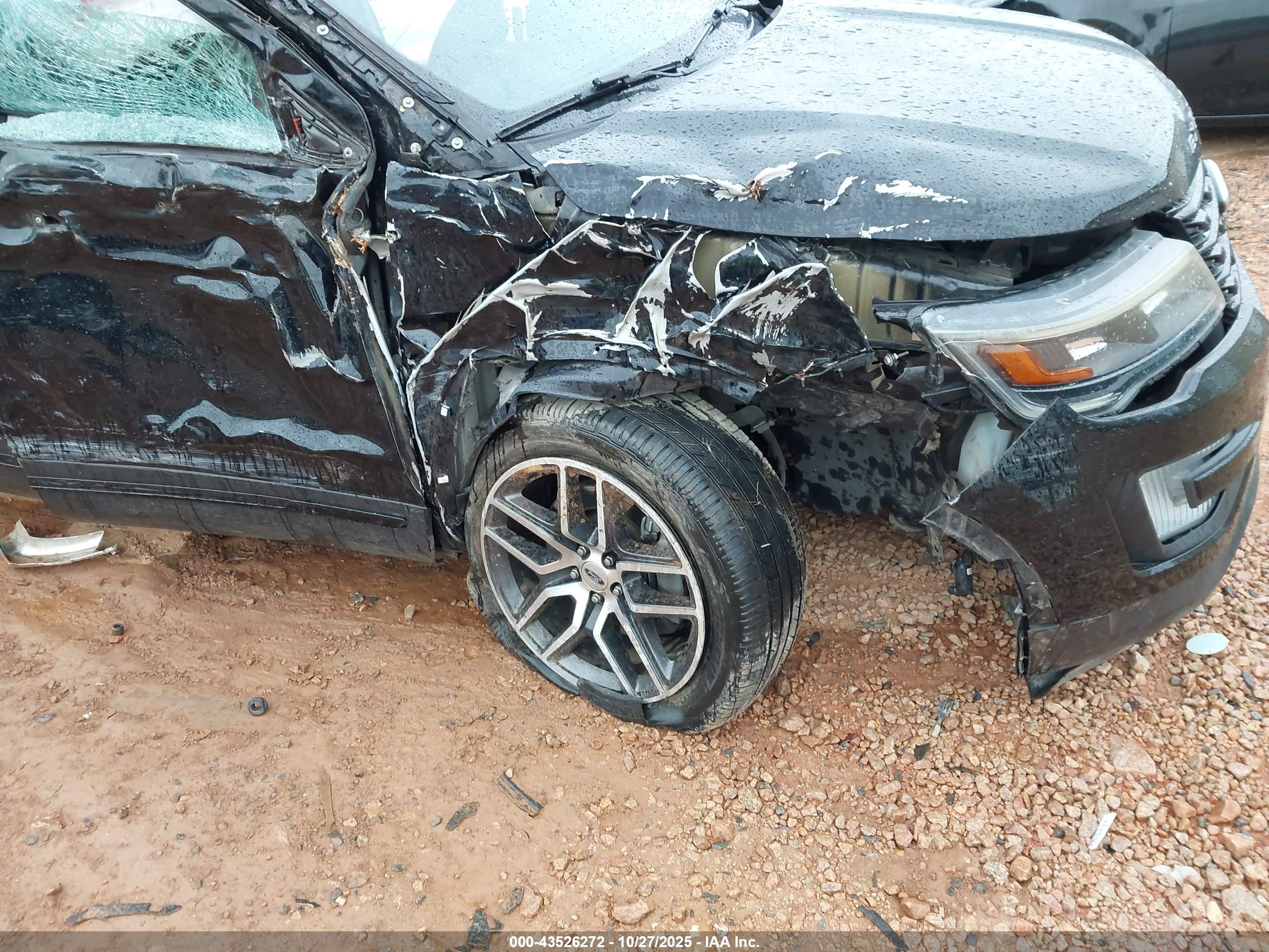 FORD EXPLORER image 6