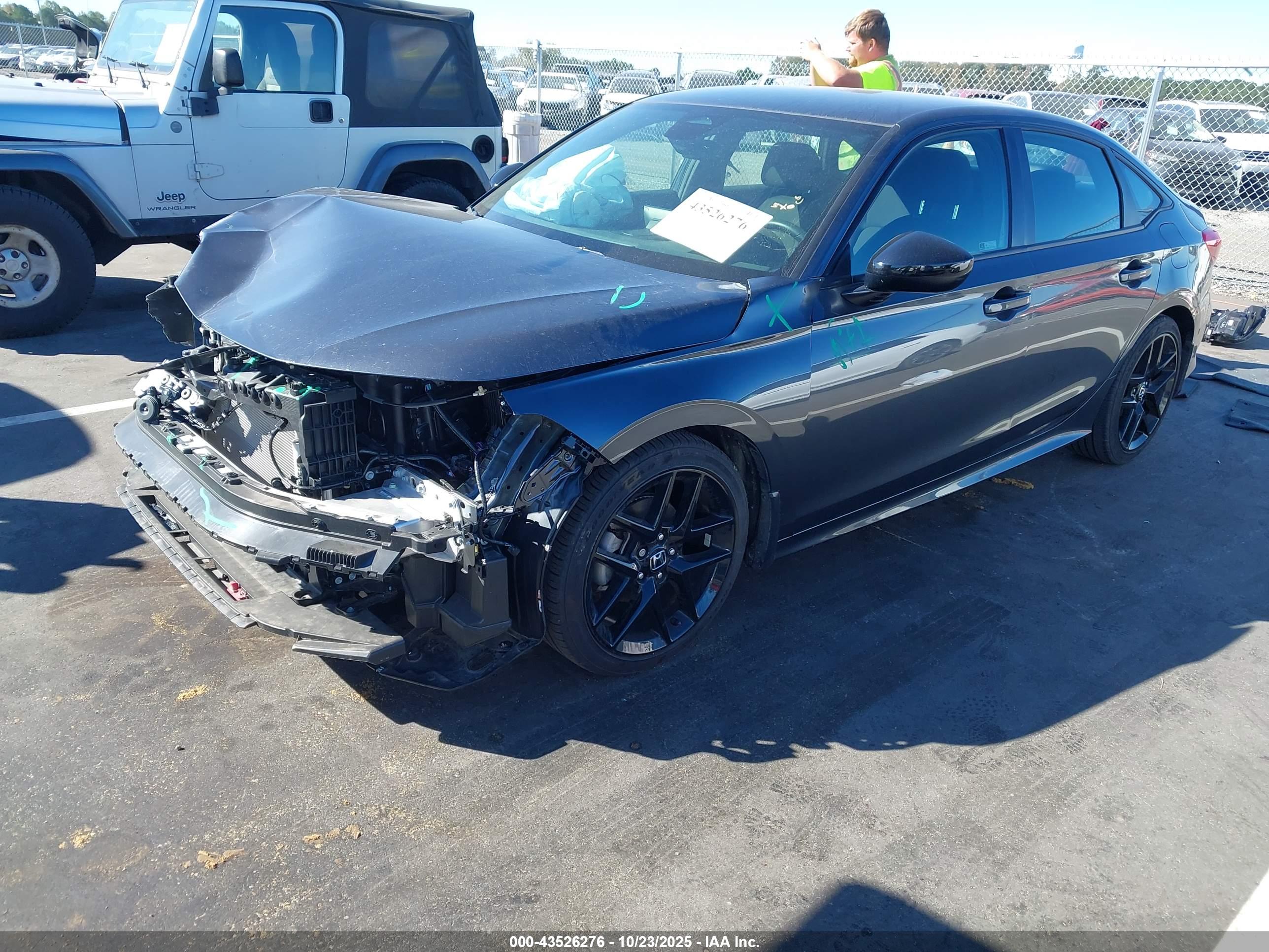 HONDA CIVIC image 2