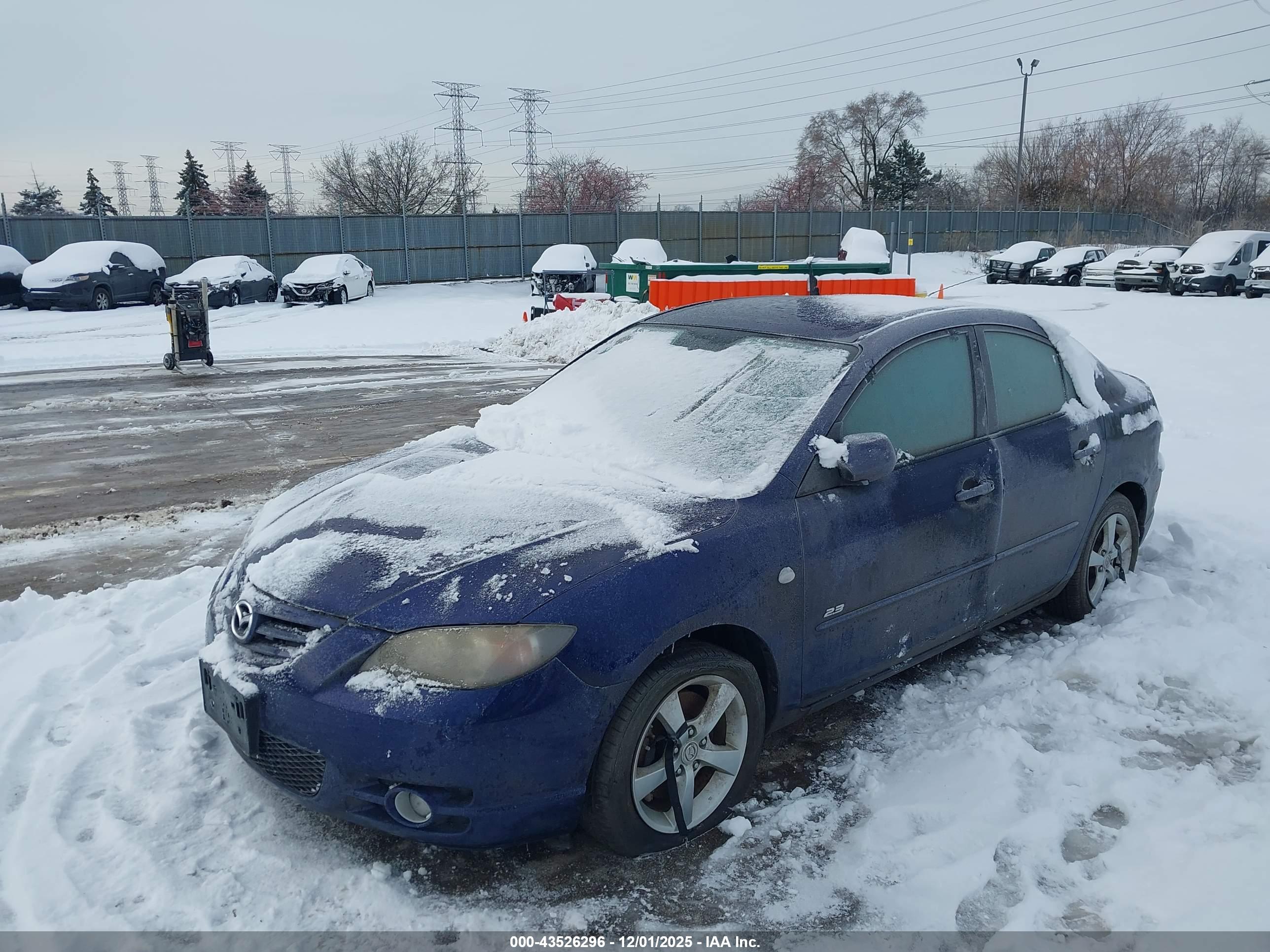 MAZDA MAZDA3 image 2