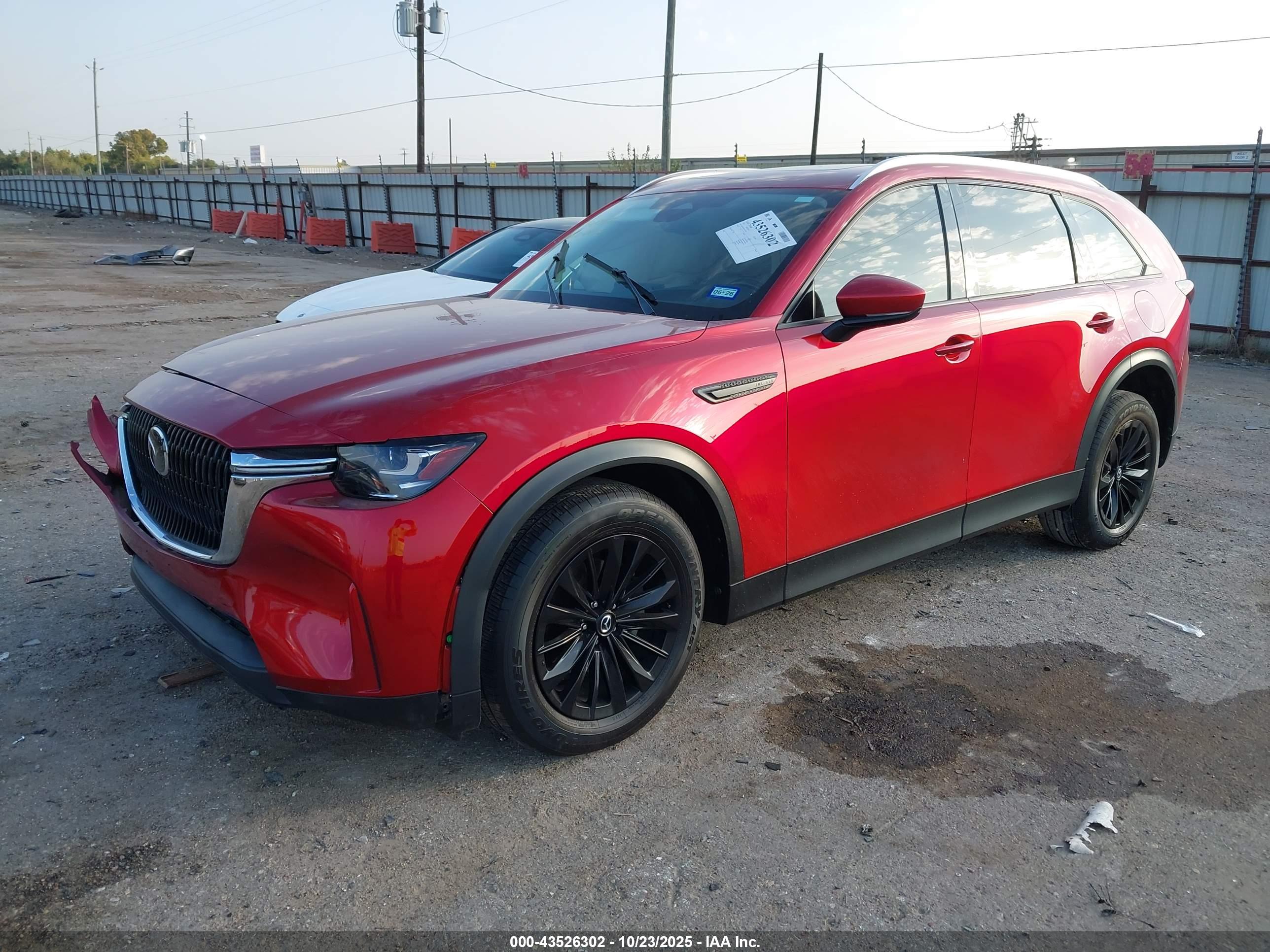 MAZDA CX-90 image 2