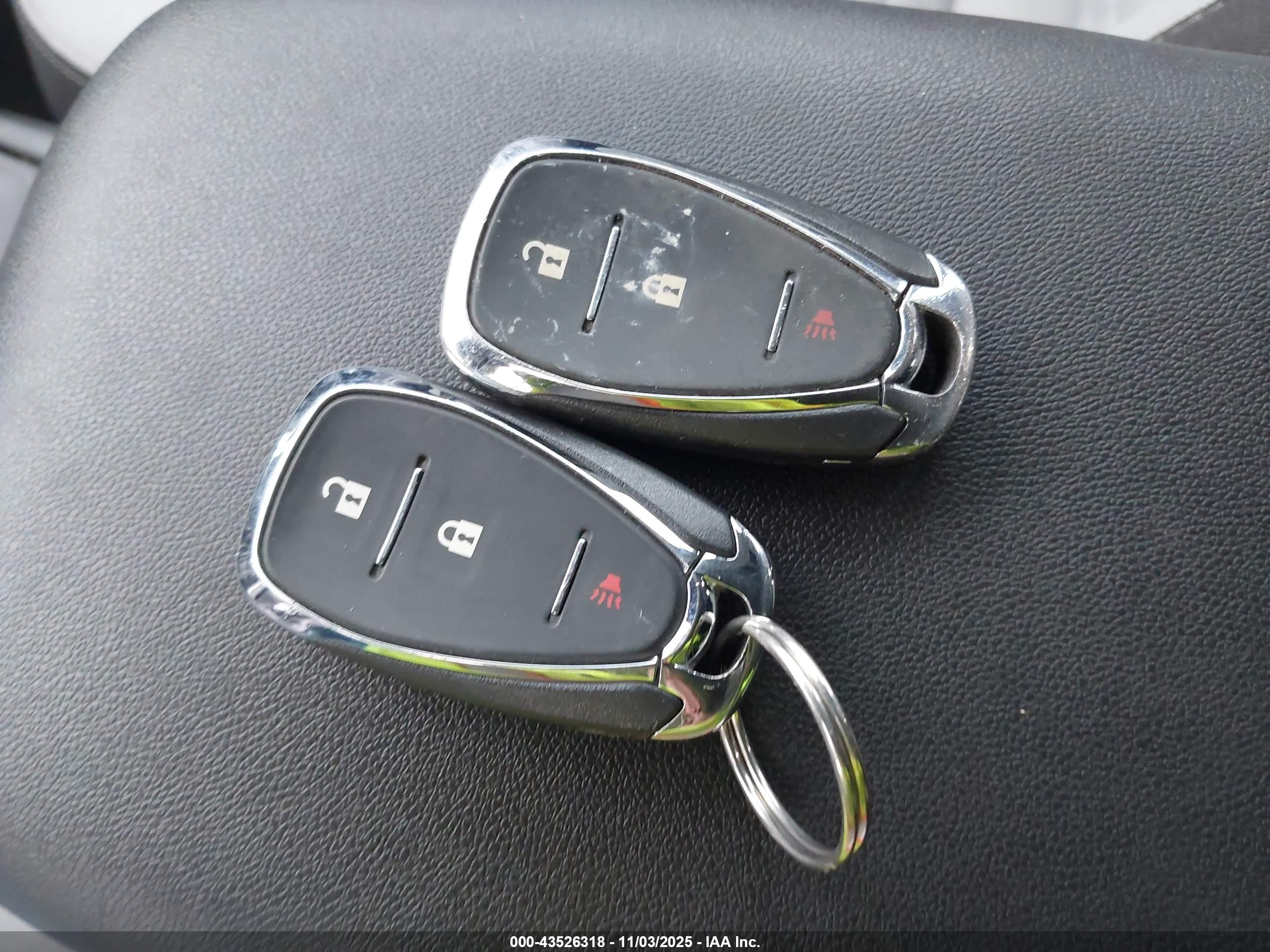 CHEVROLET EQUINOX image 11