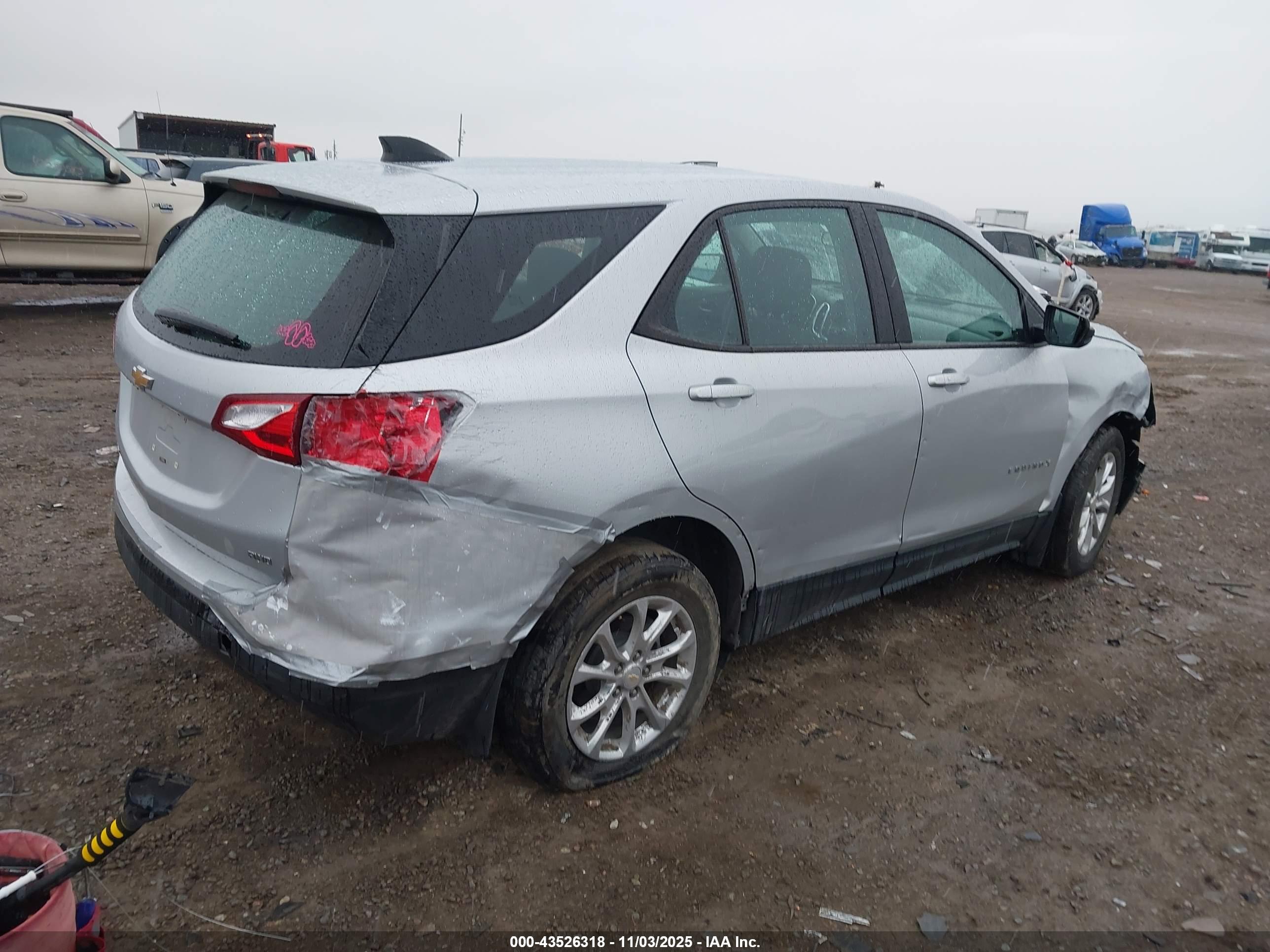 CHEVROLET EQUINOX image 4