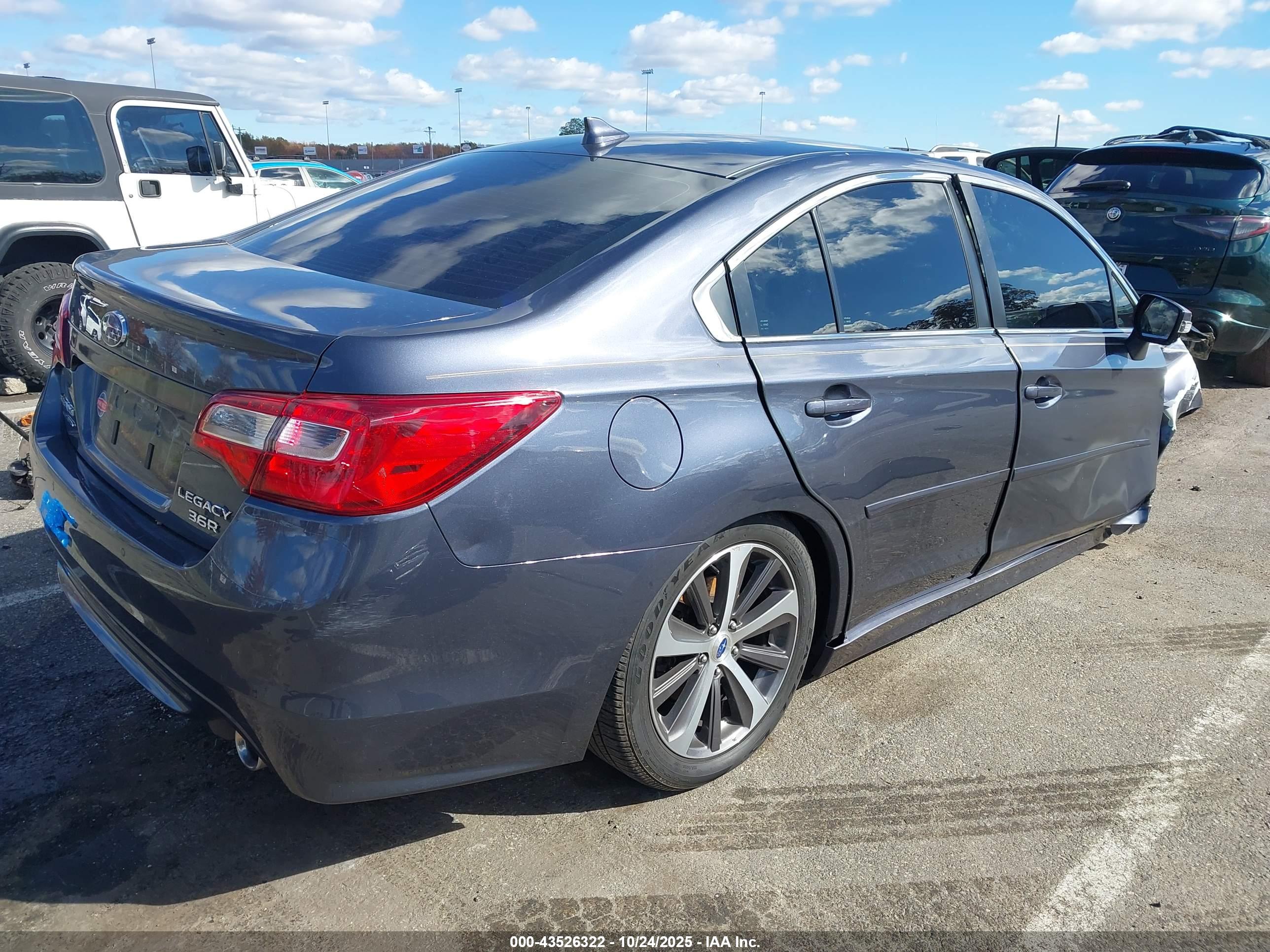 SUBARU LEGACY image 4