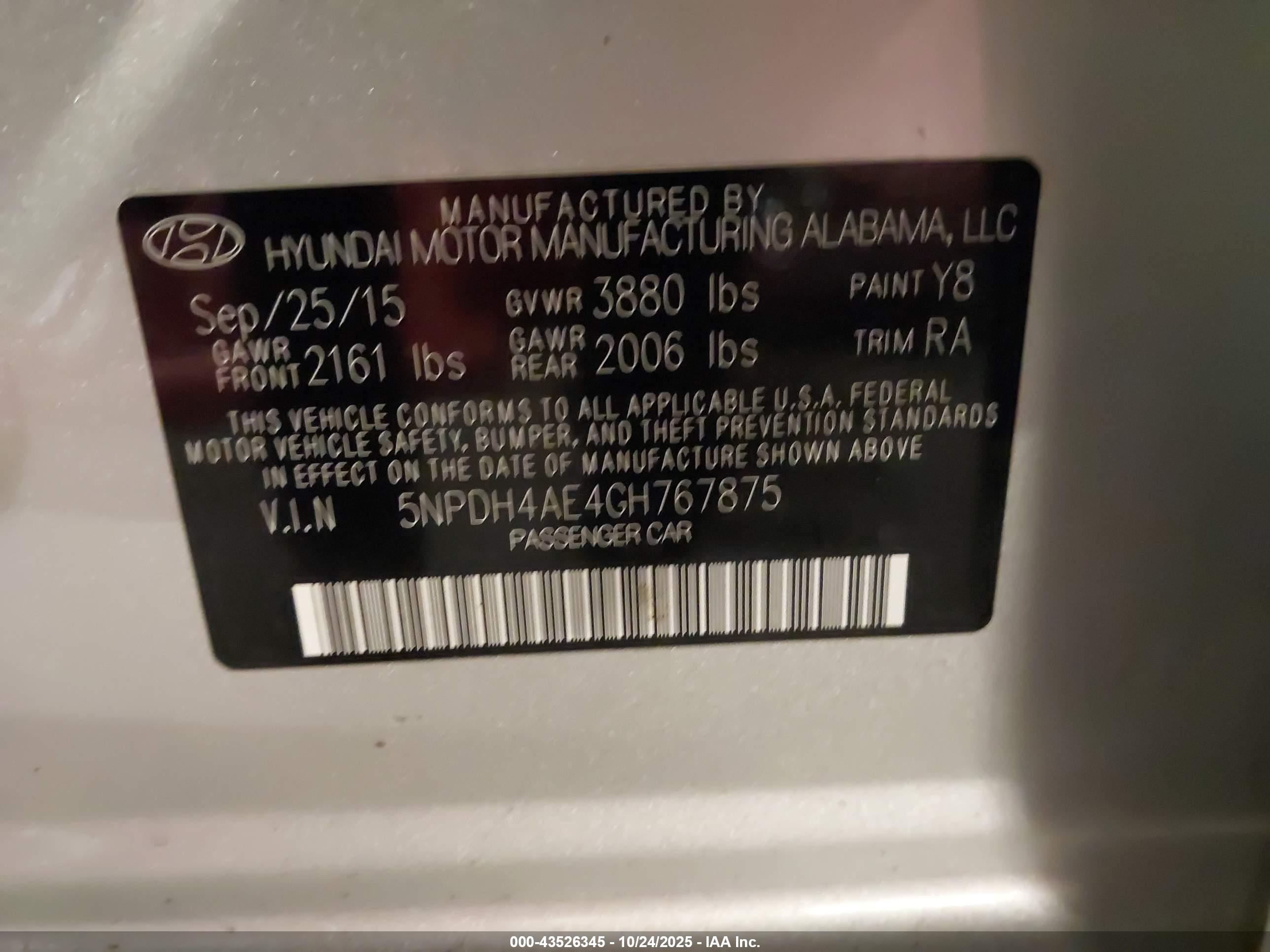 HYUNDAI ELANTRA image 9