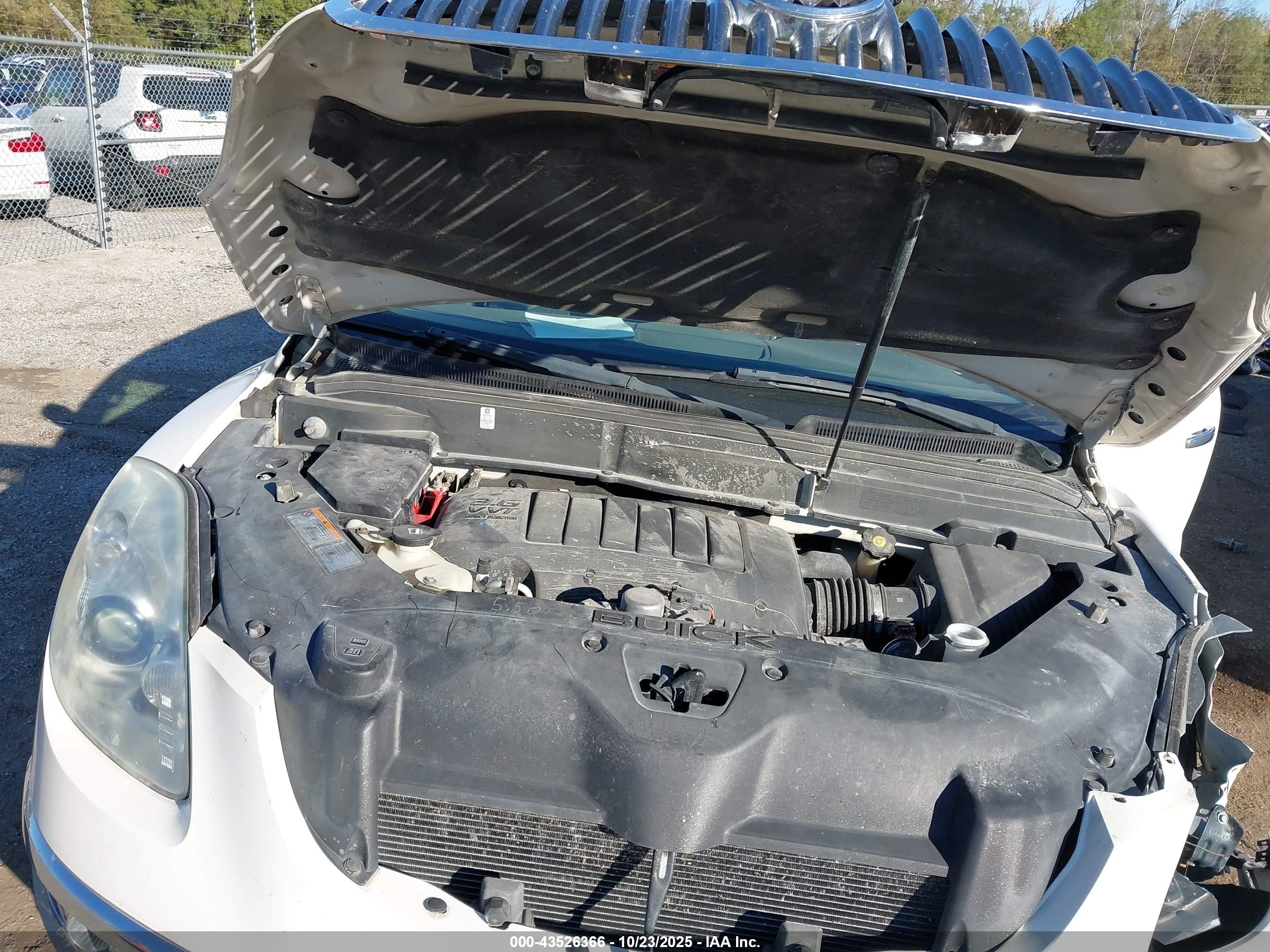 BUICK ENCLAVE image 10
