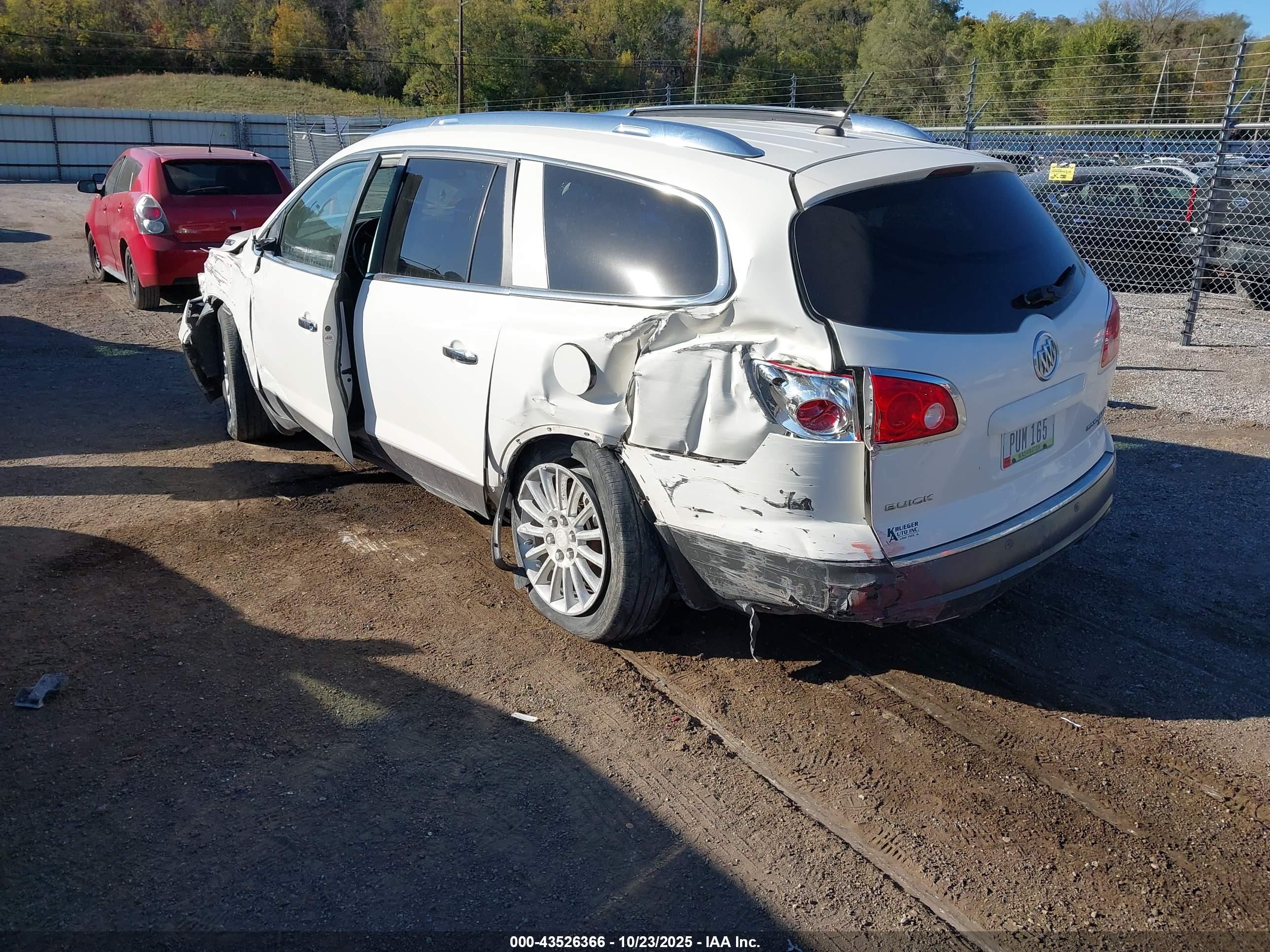 BUICK ENCLAVE image 3