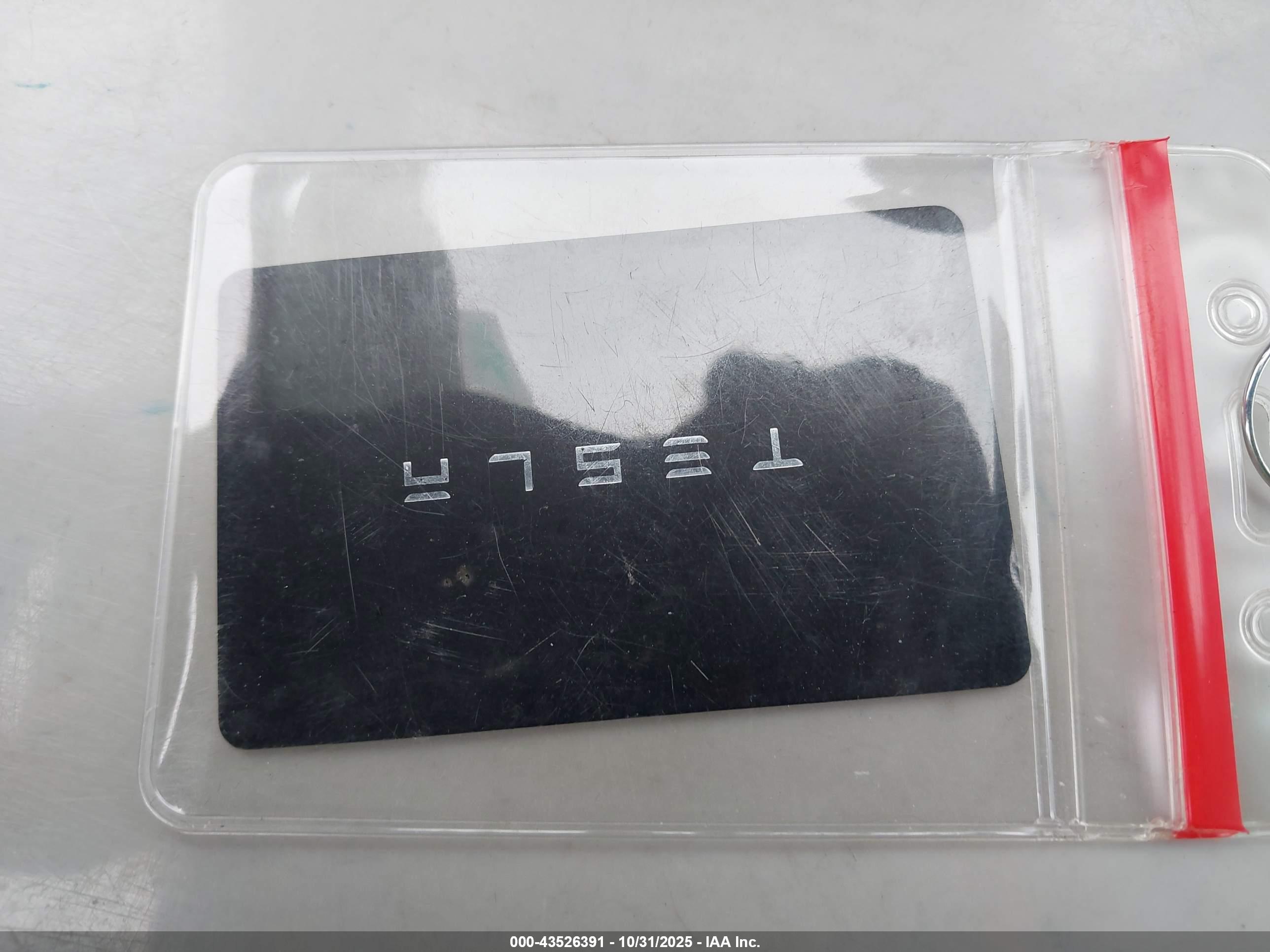 TESLA MODEL image 11