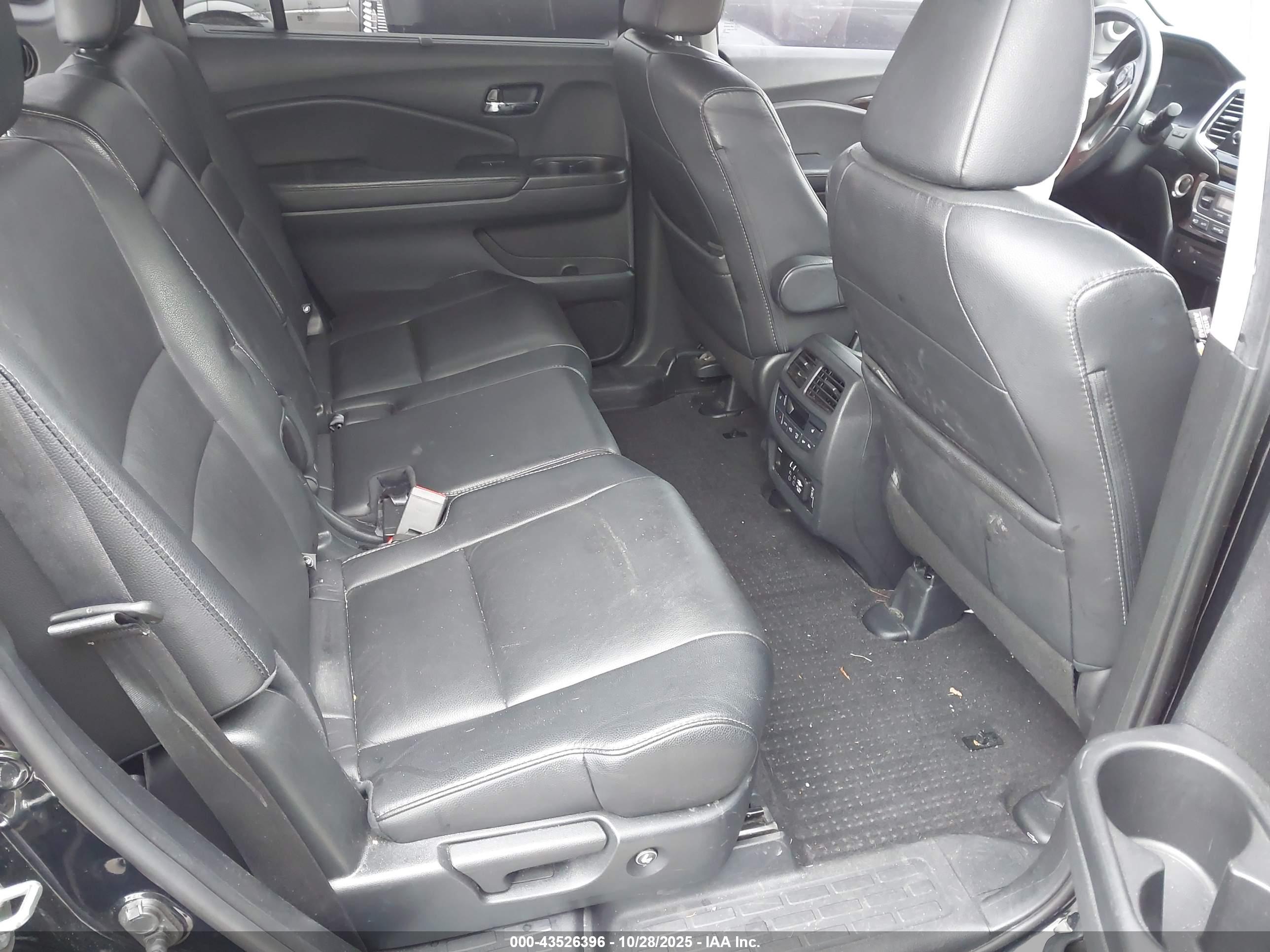 HONDA PILOT image 8