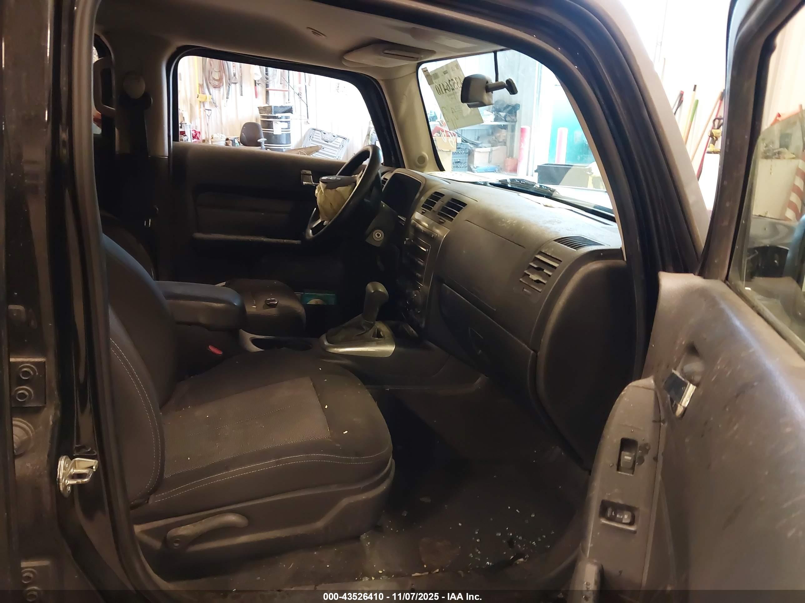 HUMMER H3 image 5