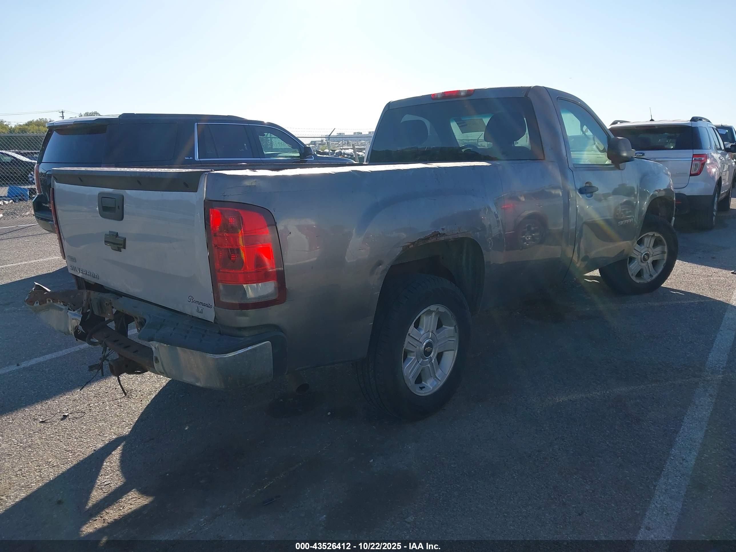 GMC SIERRA image 4