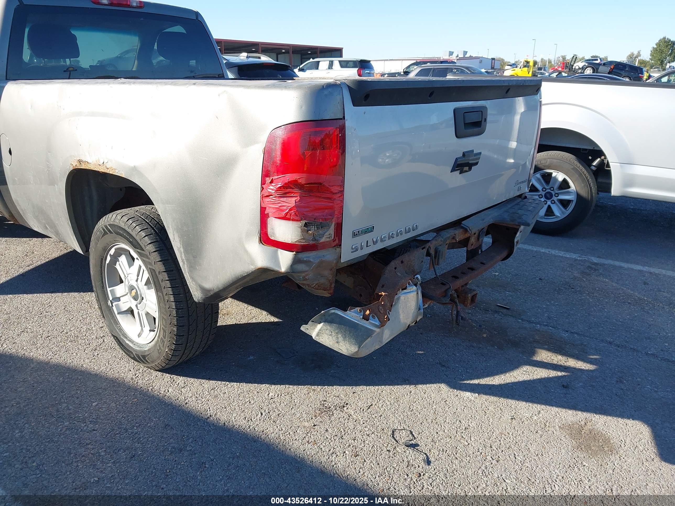 GMC SIERRA image 6