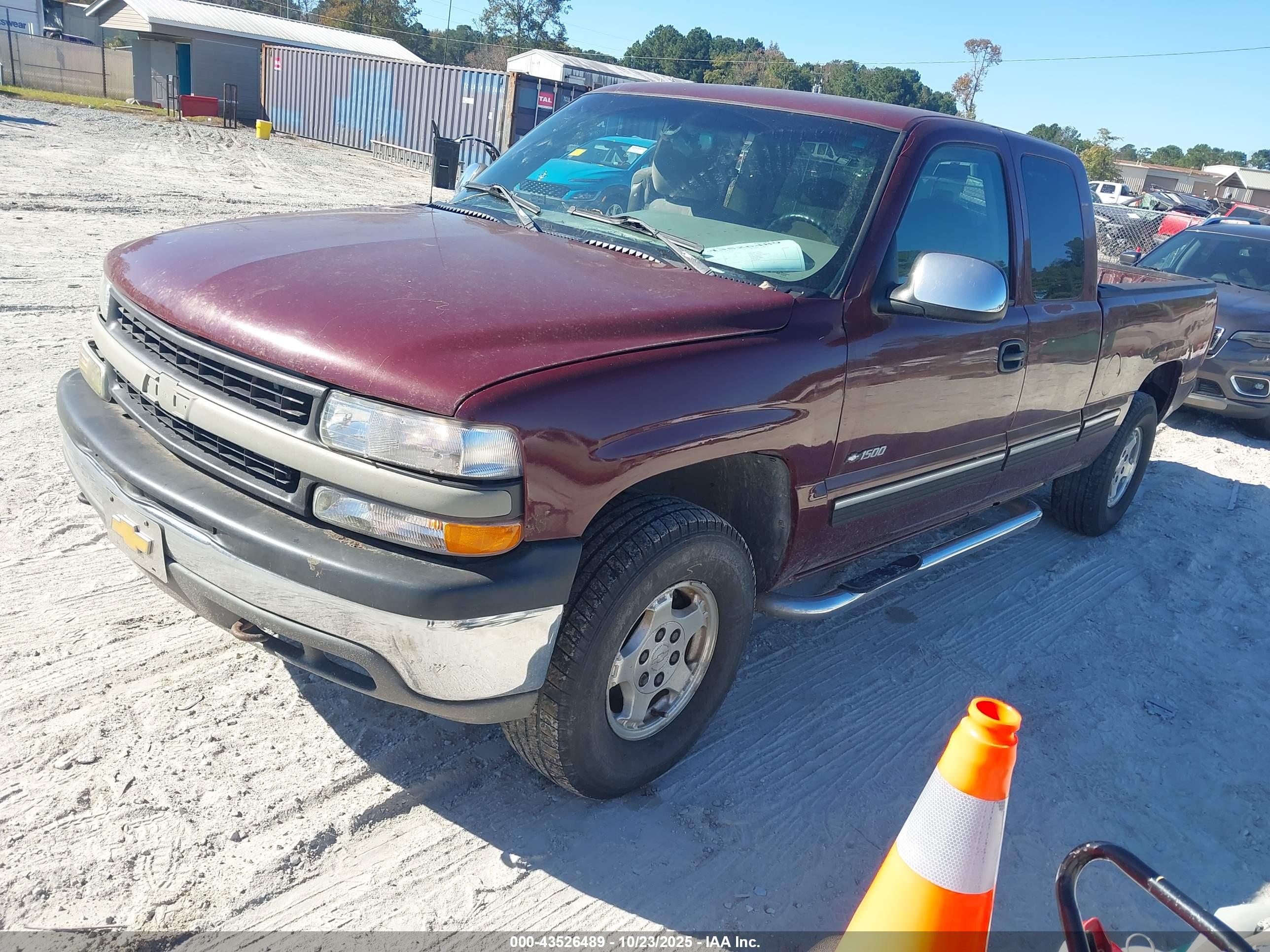 CHEVROLET SILVERADO image 2