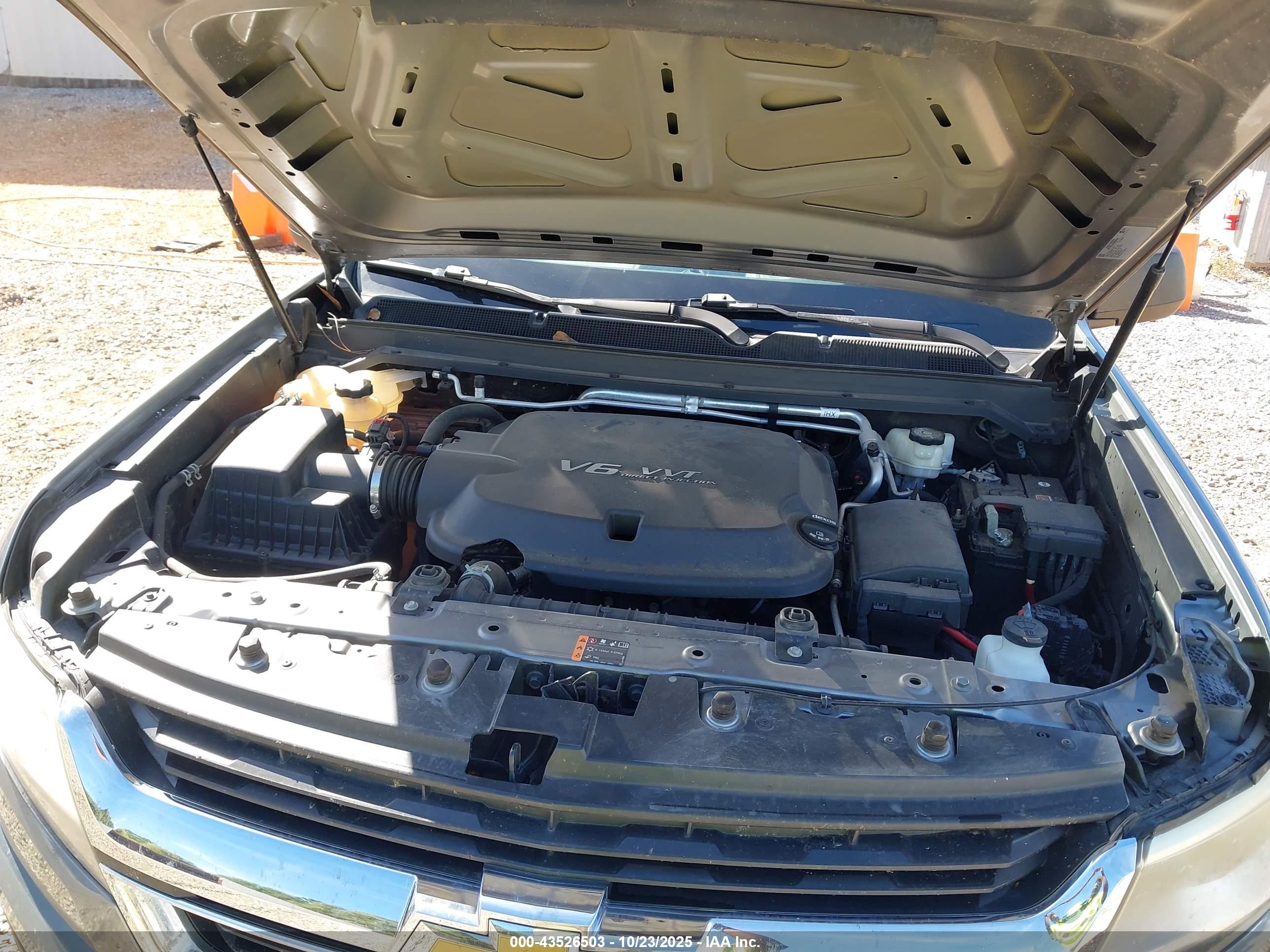 CHEVROLET COLORADO image 10
