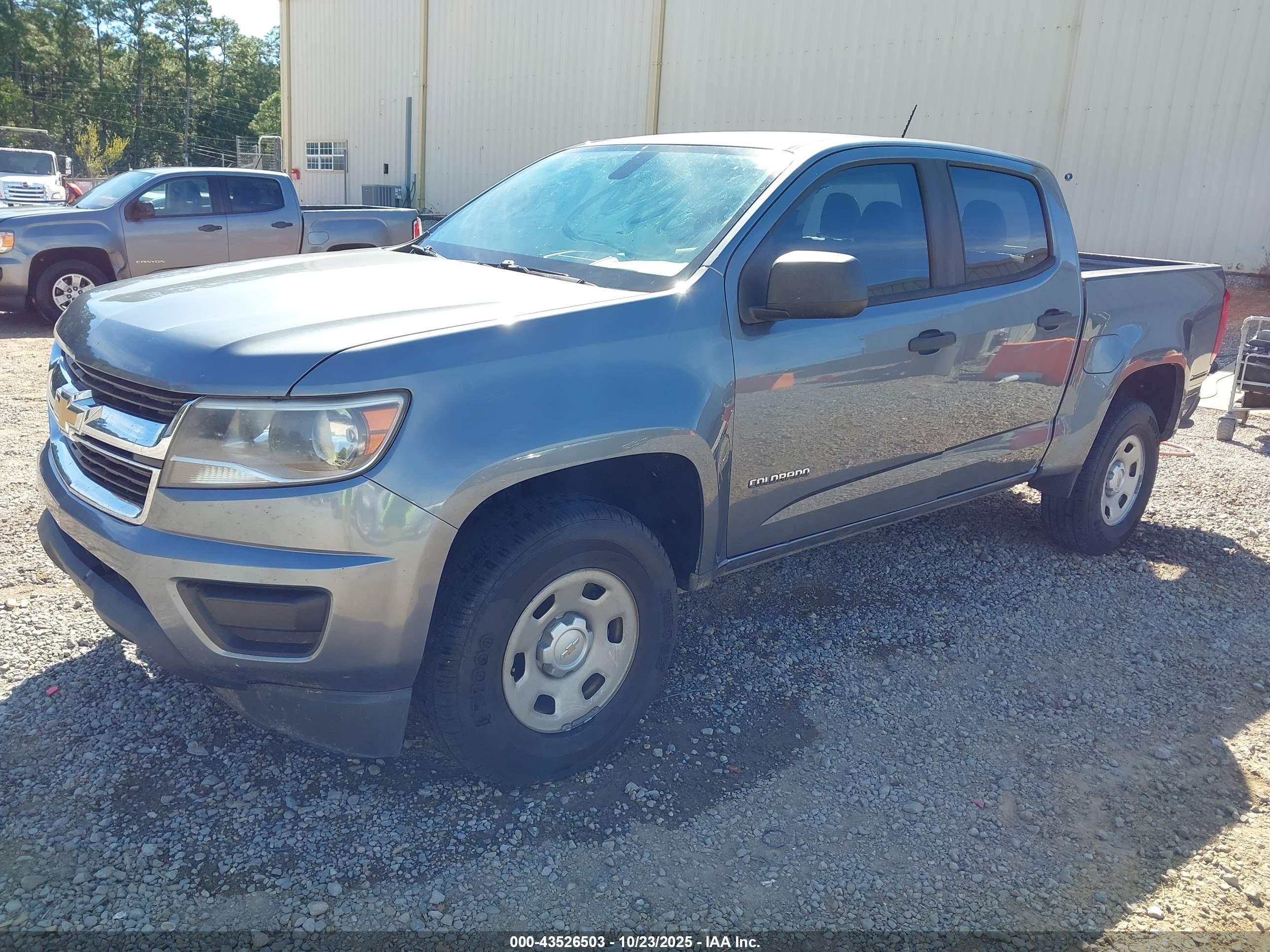 CHEVROLET COLORADO image 2