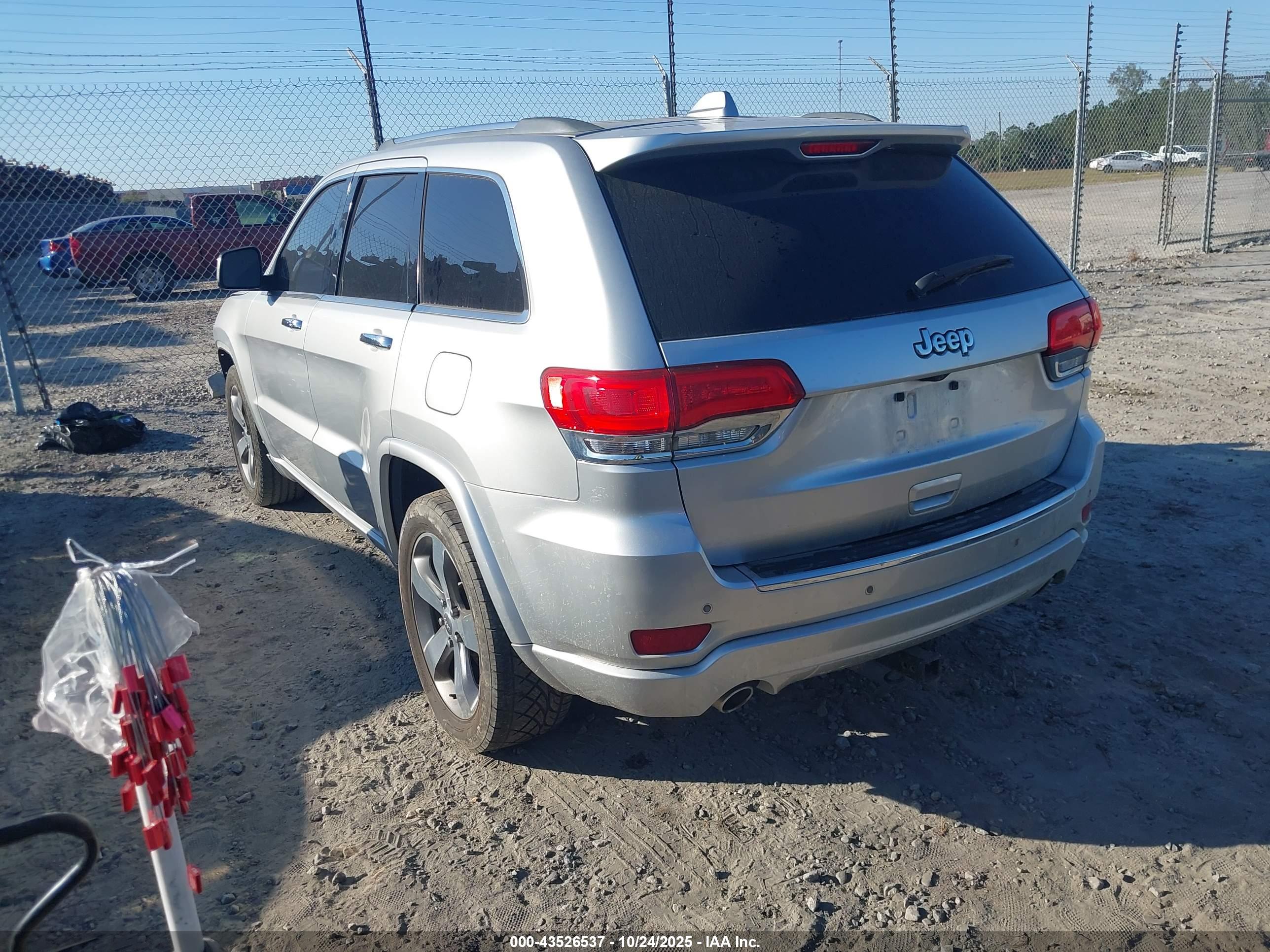 JEEP GRAND image 3