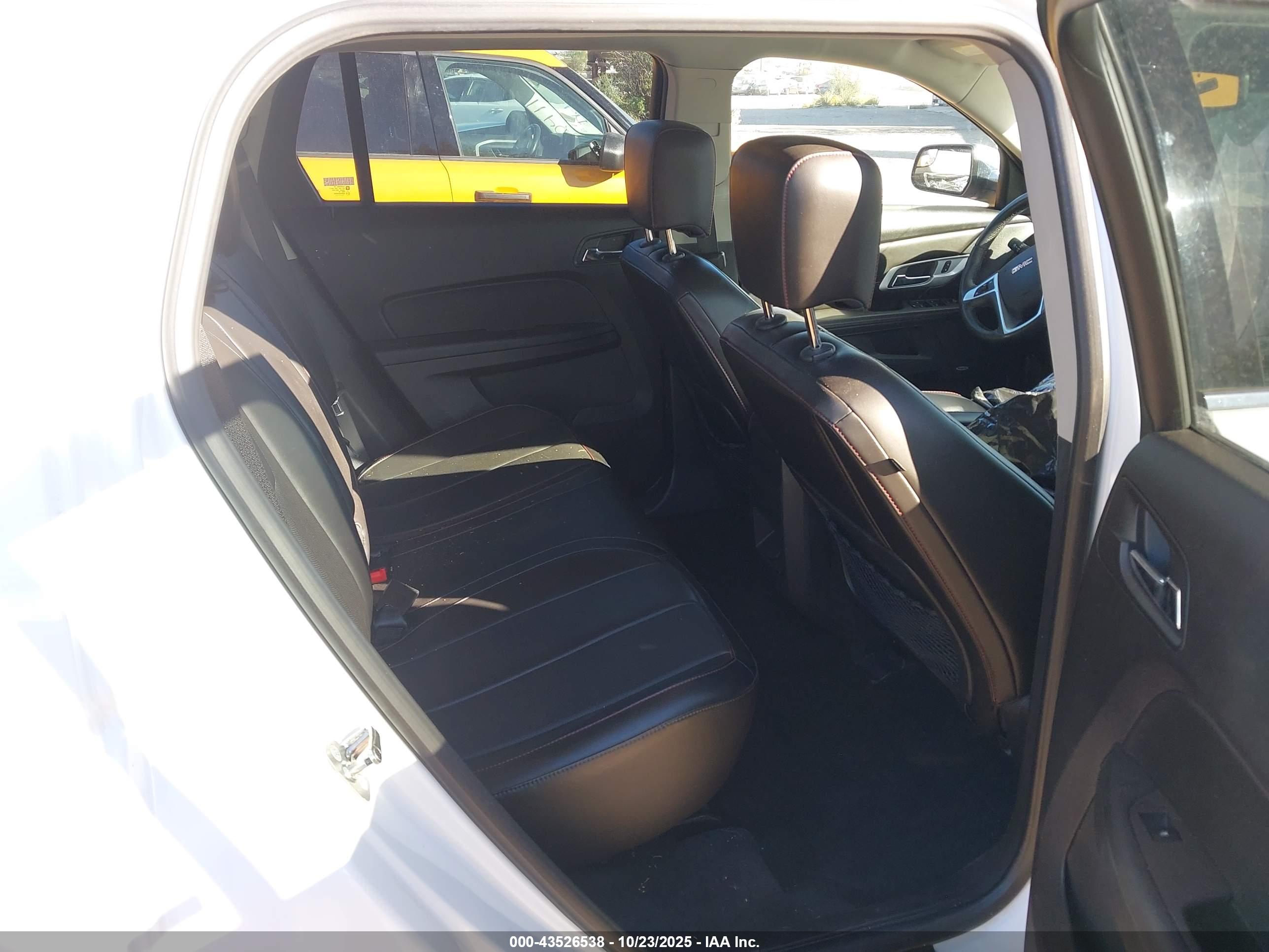 GMC TERRAIN image 8