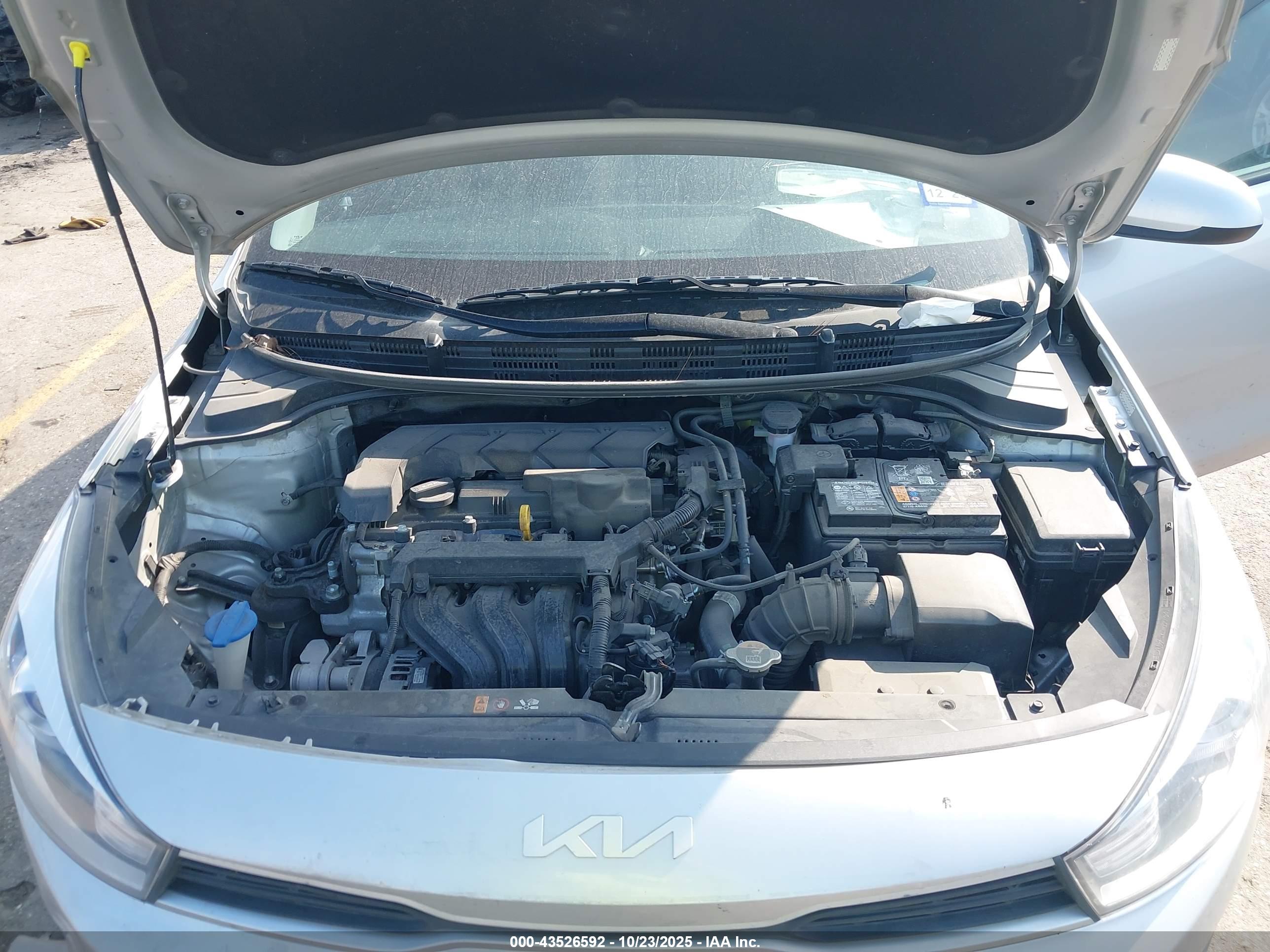 KIA RIO image 10