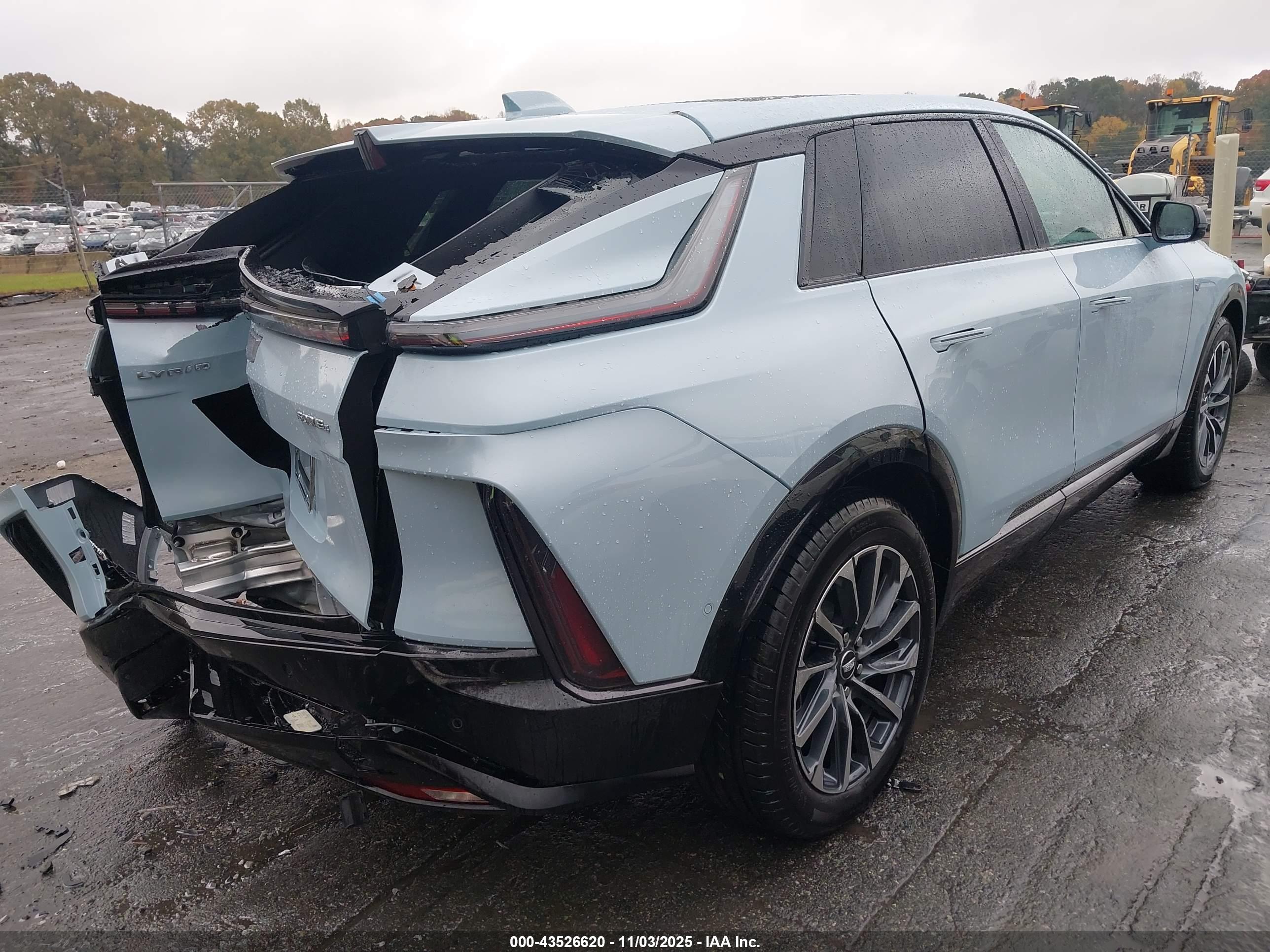 CADILLAC LYRIQ image 4