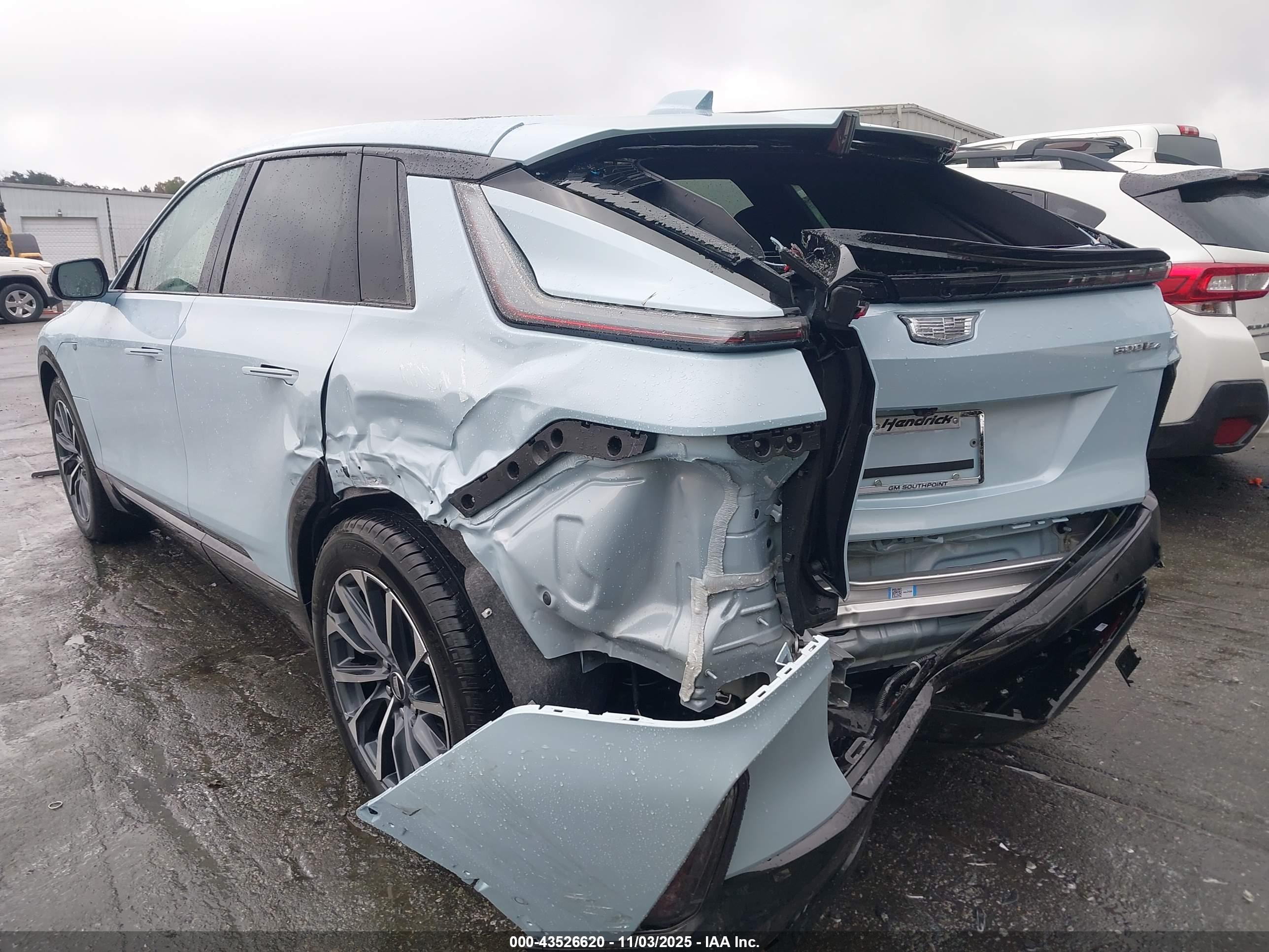 CADILLAC LYRIQ image 6