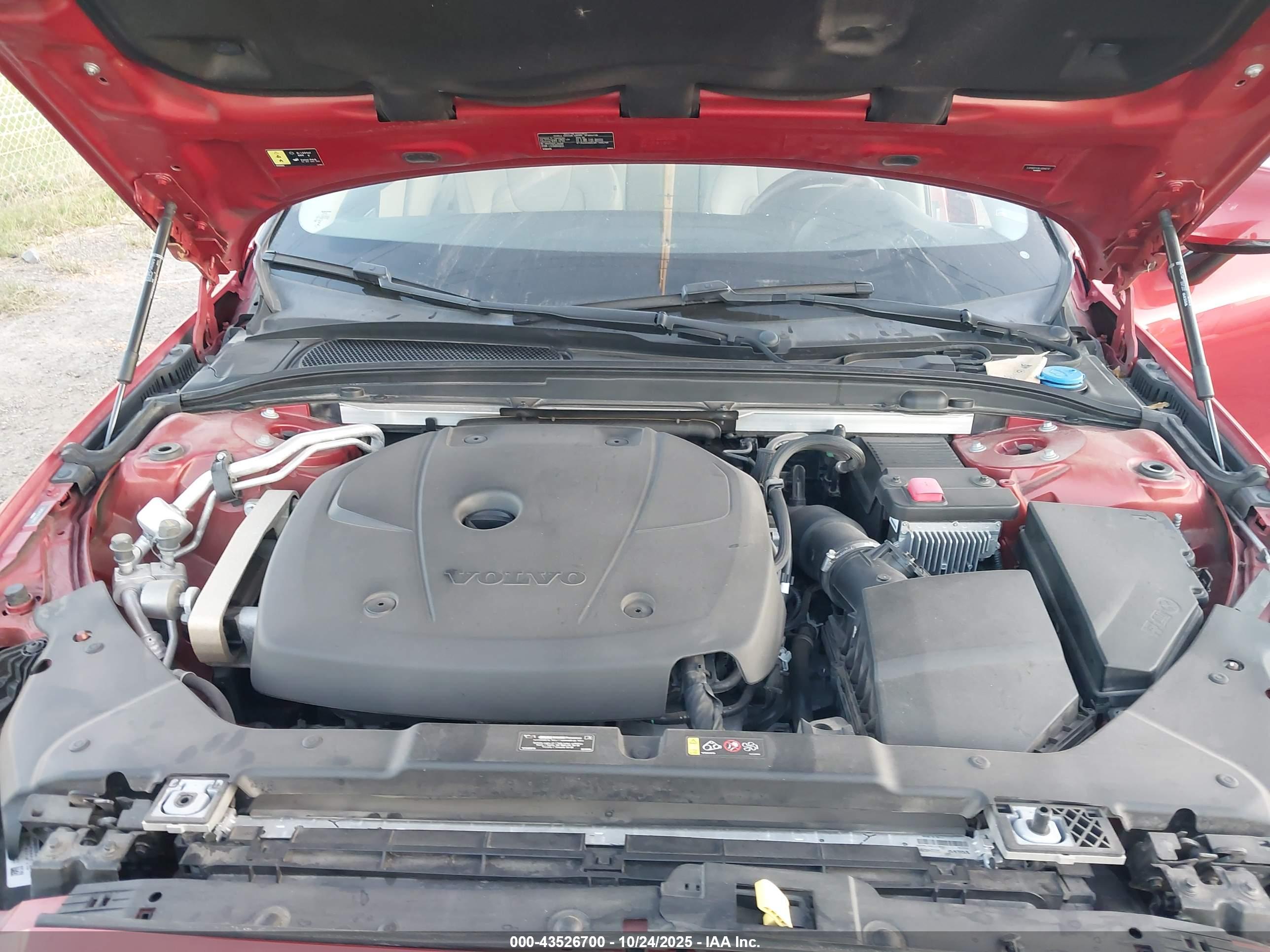 VOLVO S60 image 10