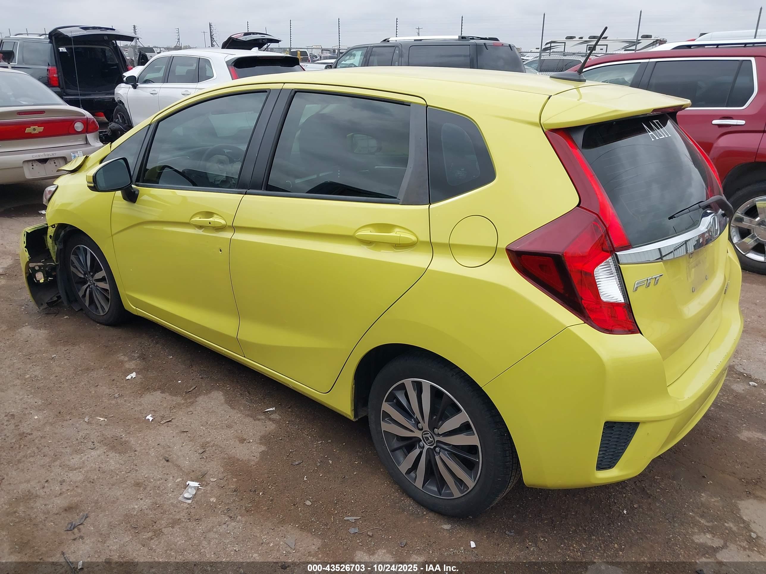 HONDA FIT image 3