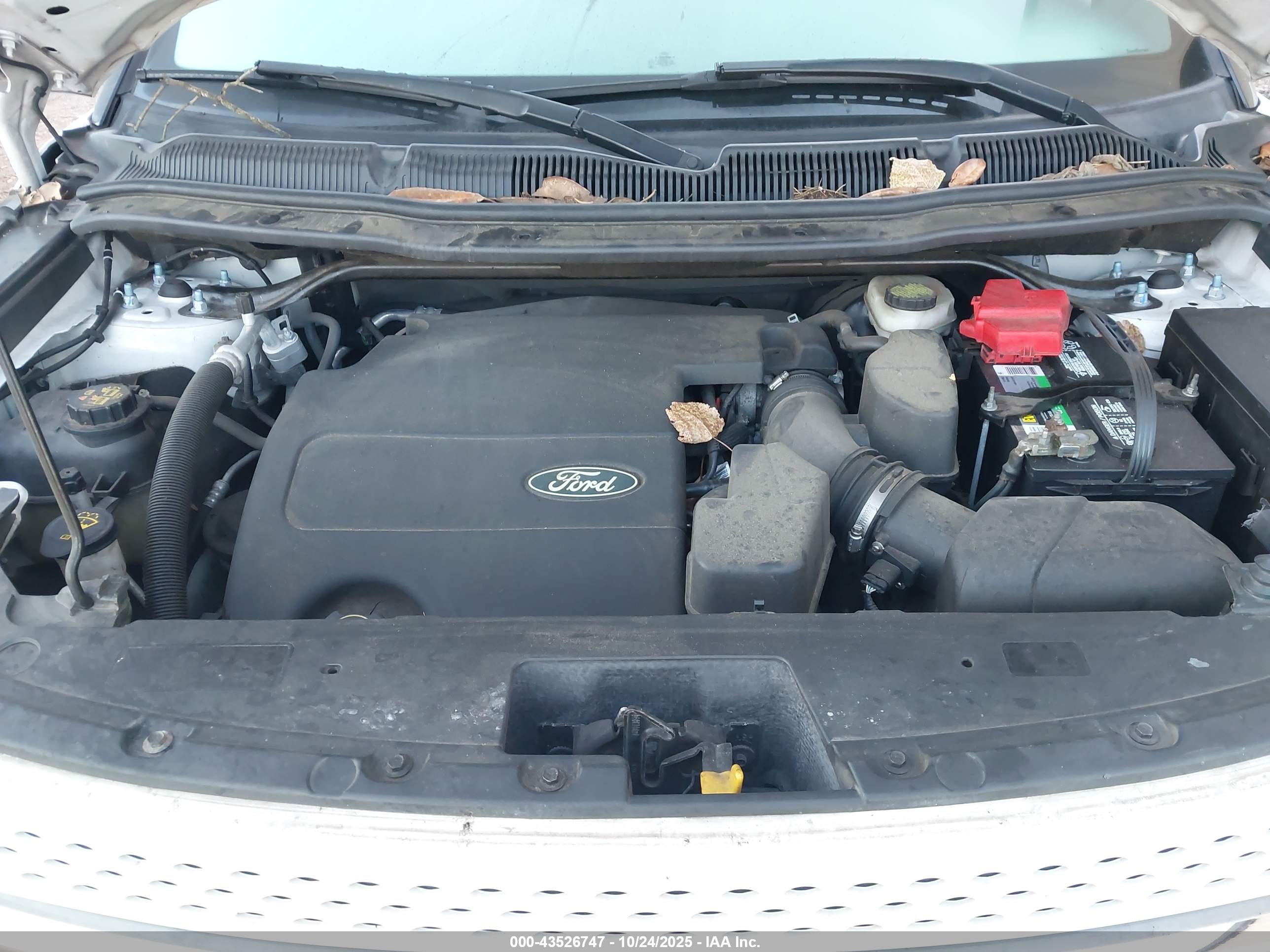 FORD EXPLORER image 10