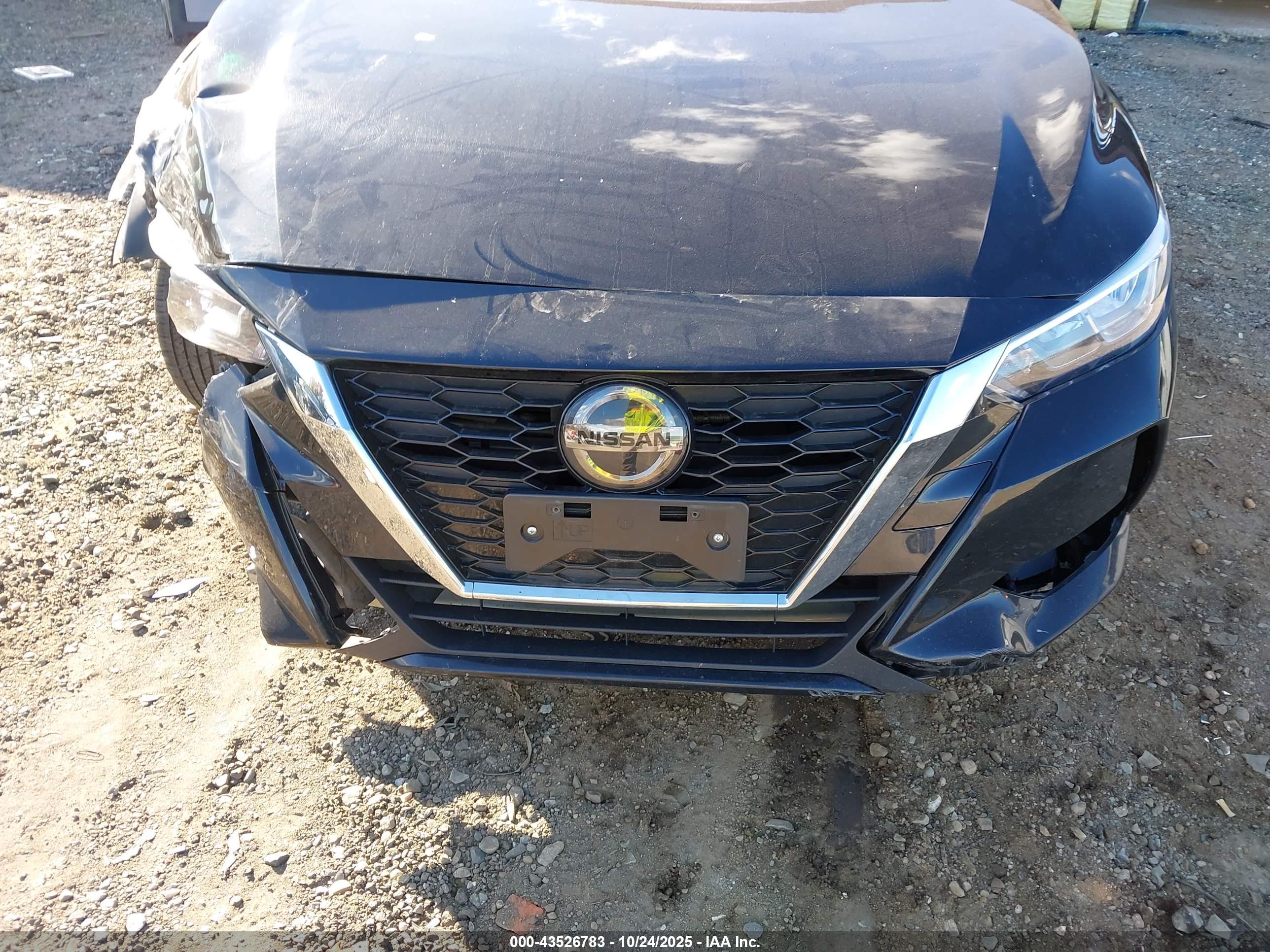 NISSAN SENTRA image 6
