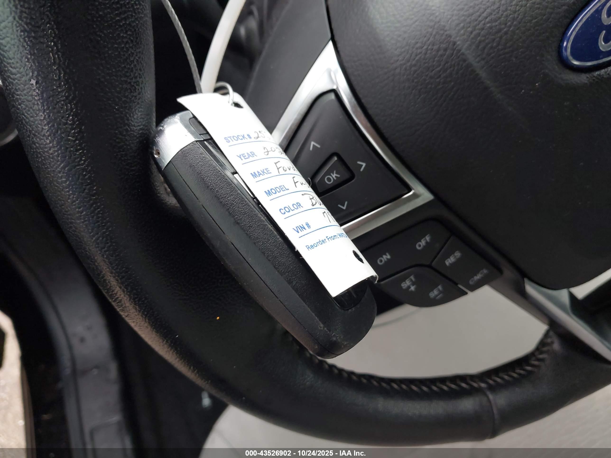 FORD FUSION image 11