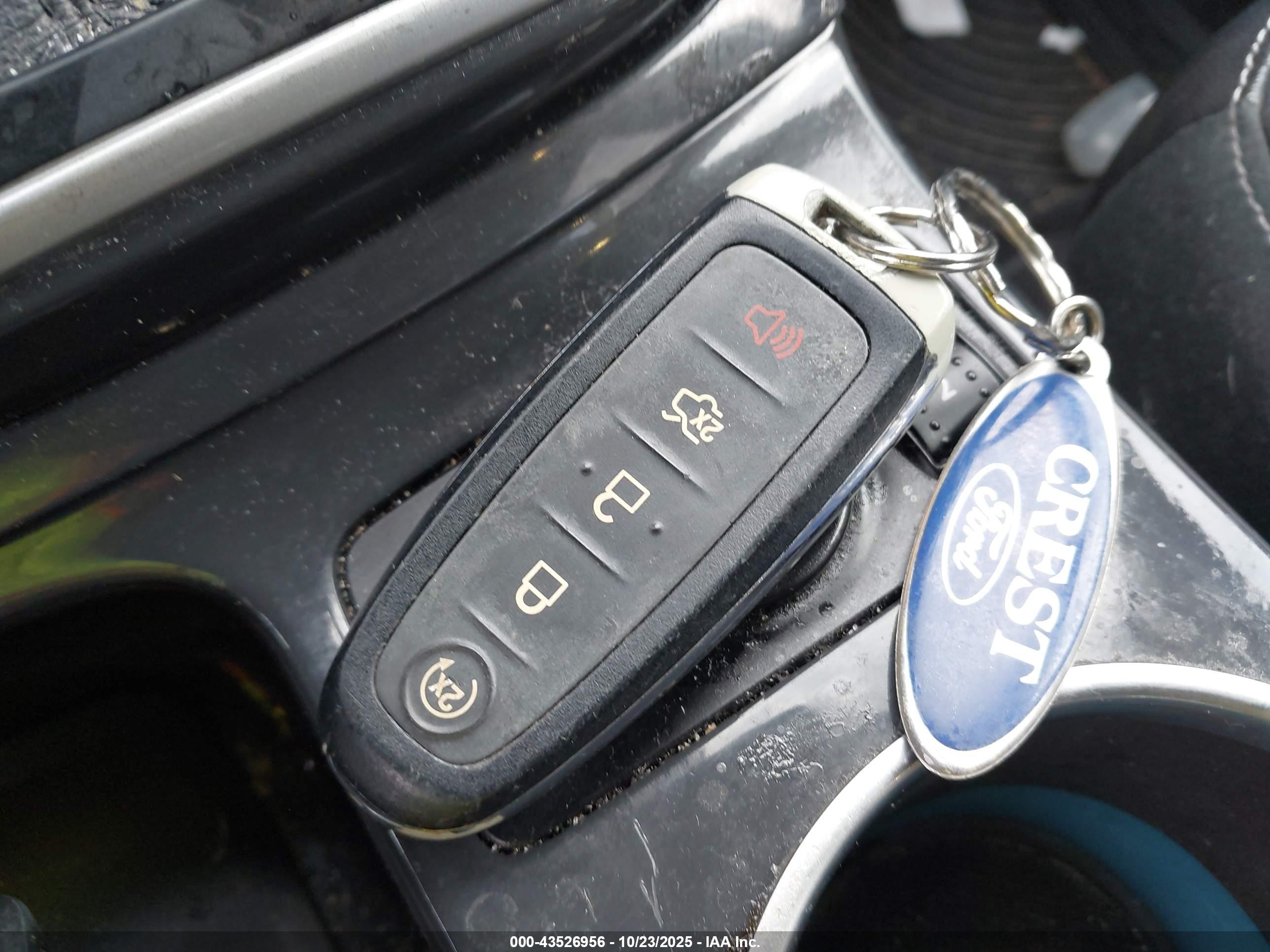 FORD ESCAPE image 11