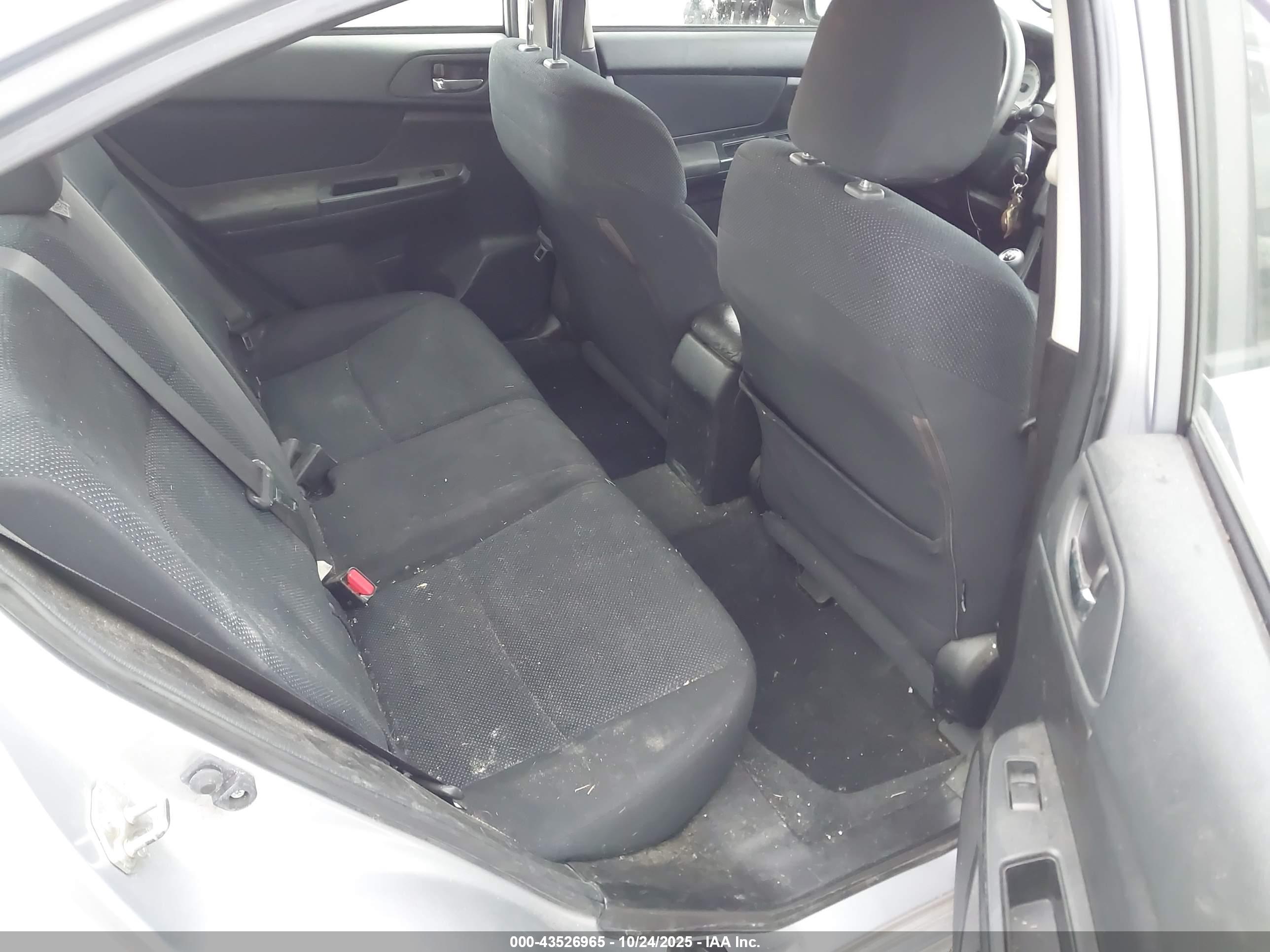 SUBARU IMPREZA image 8