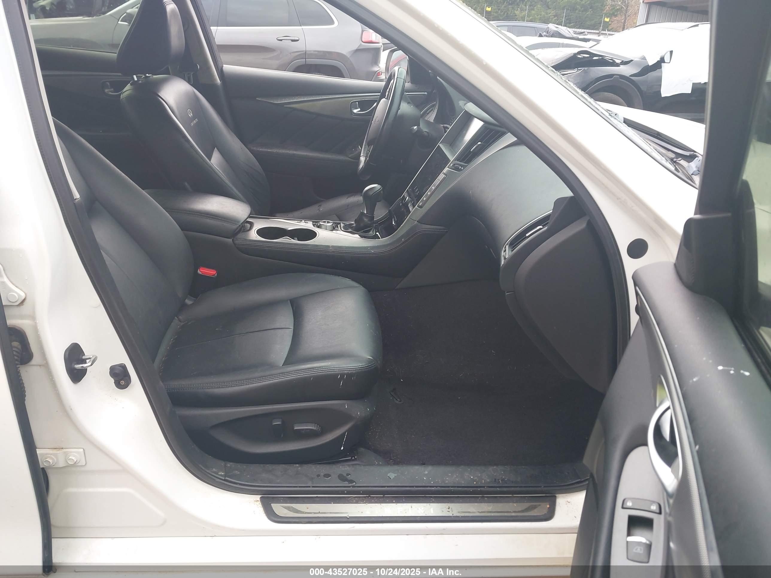 INFINITI Q50 image 5