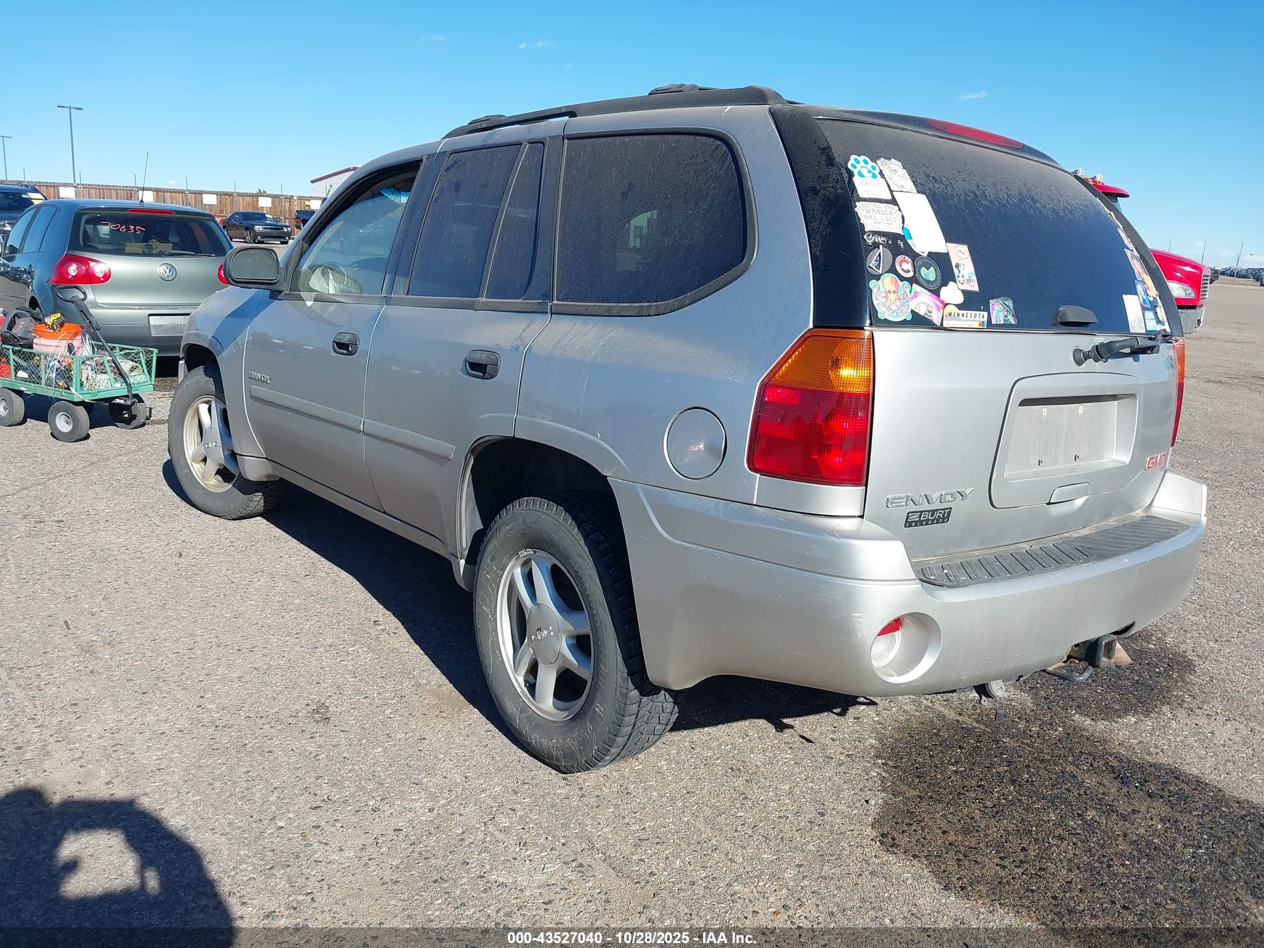 GMC ENVOY image 3