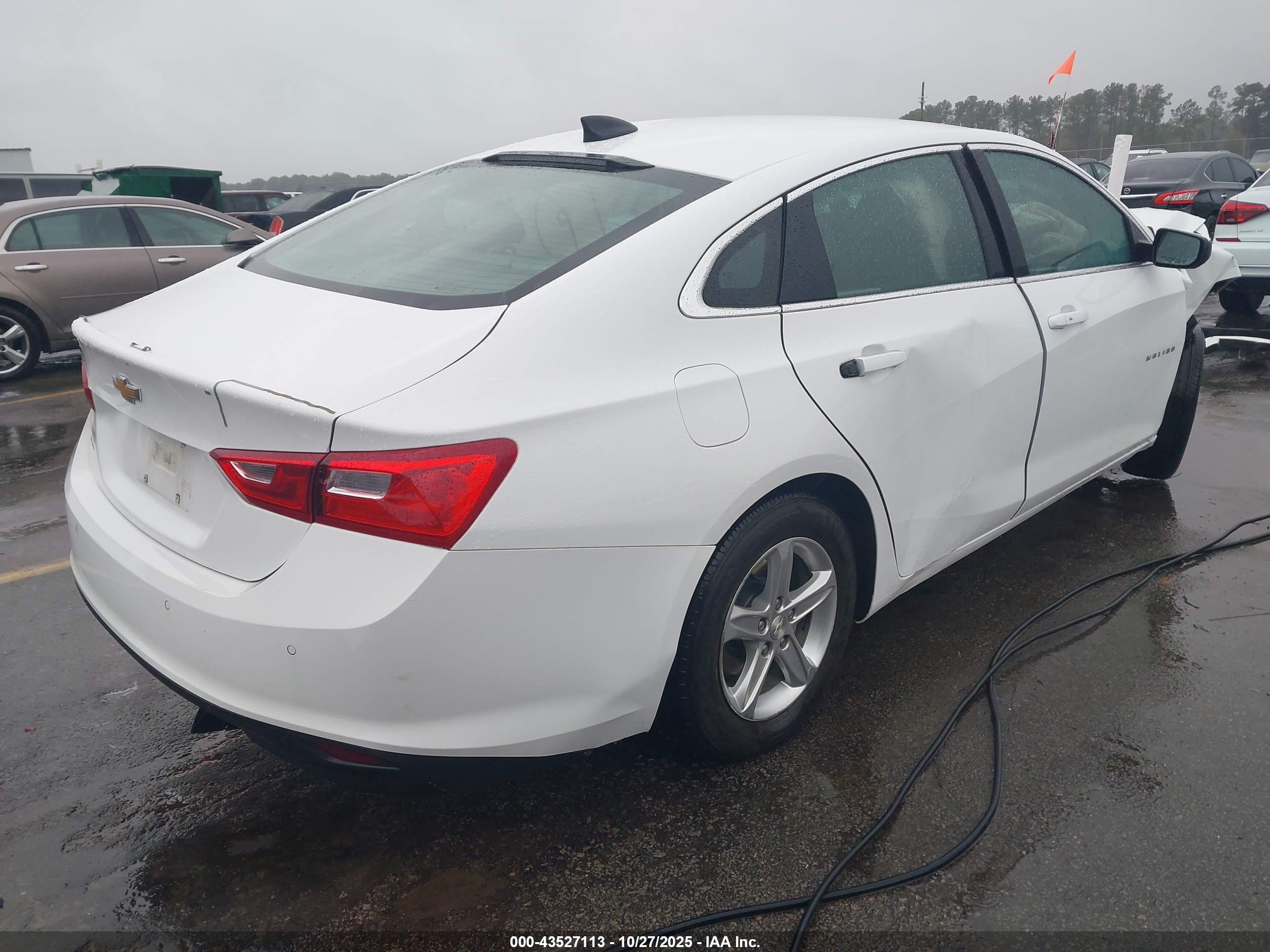 CHEVROLET MALIBU image 4