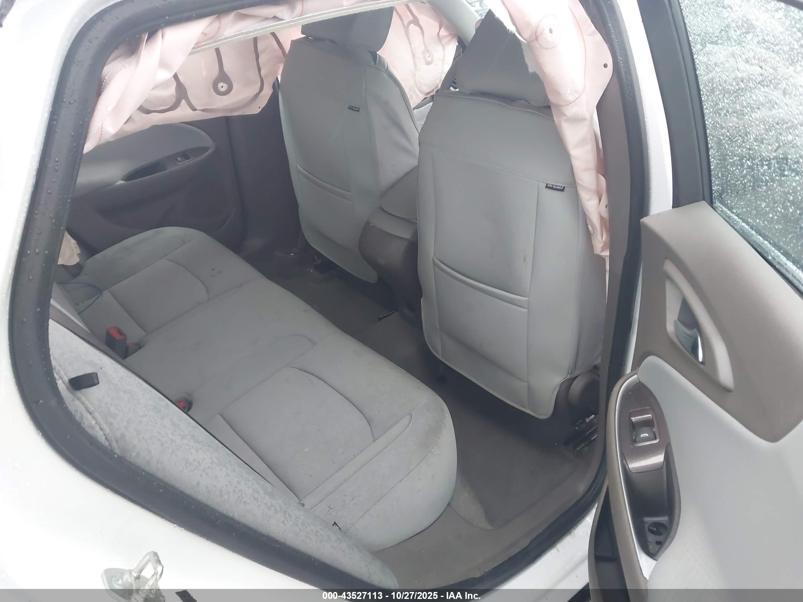 CHEVROLET MALIBU image 8