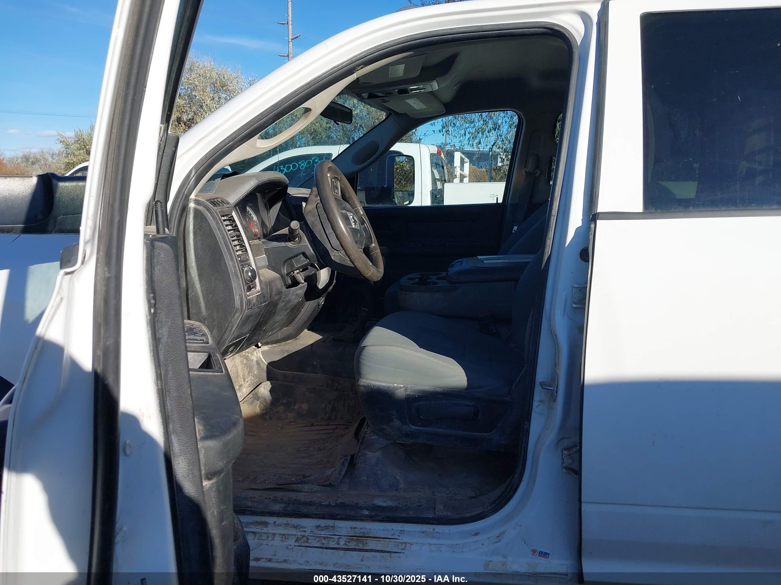 RAM 5500 image 8