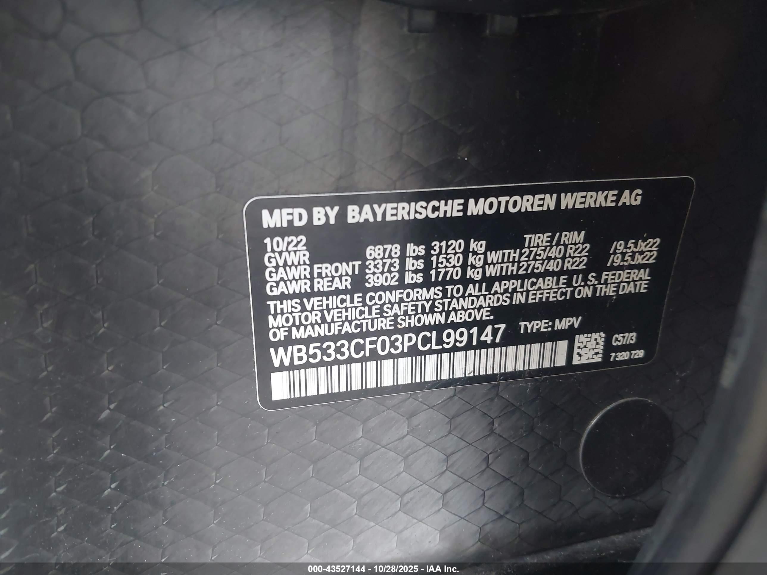 BMW IX image 9