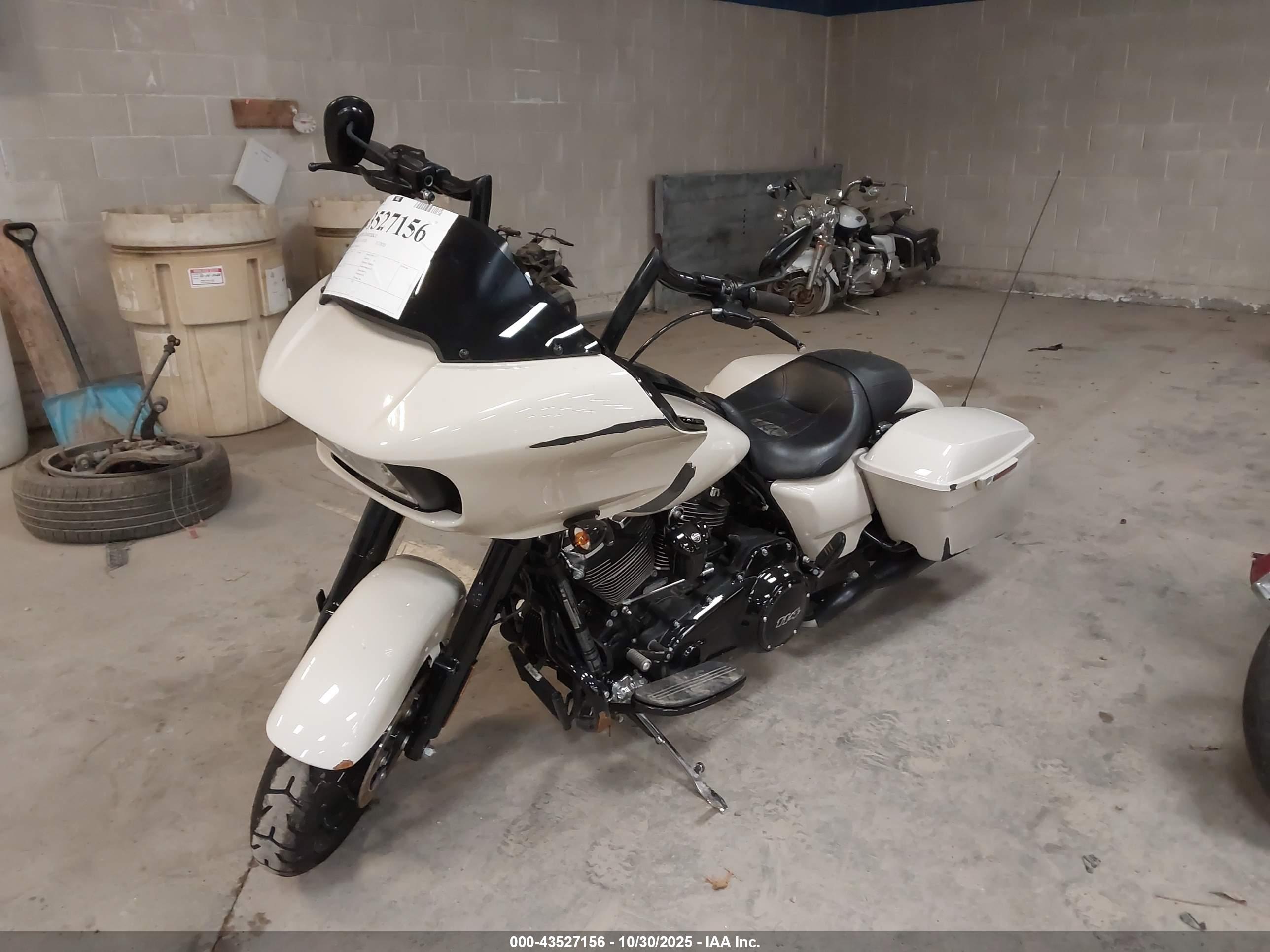 HARLEY-DAVIDSON FLTRXS image 2