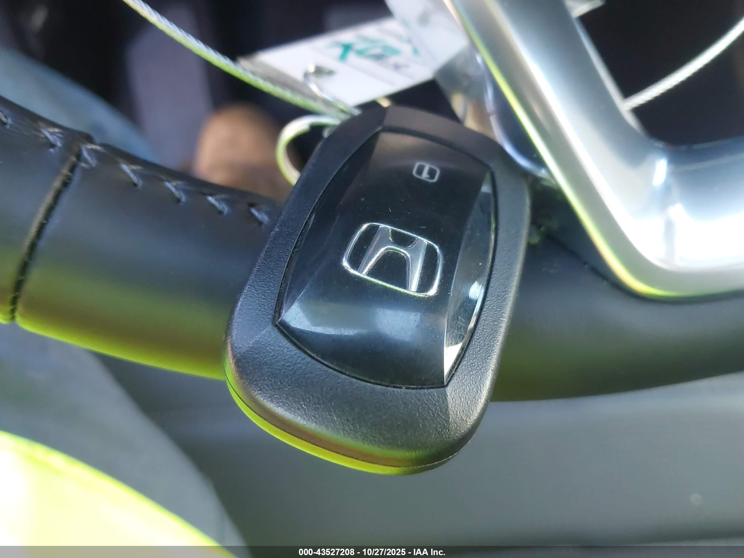 HONDA CR-V image 11