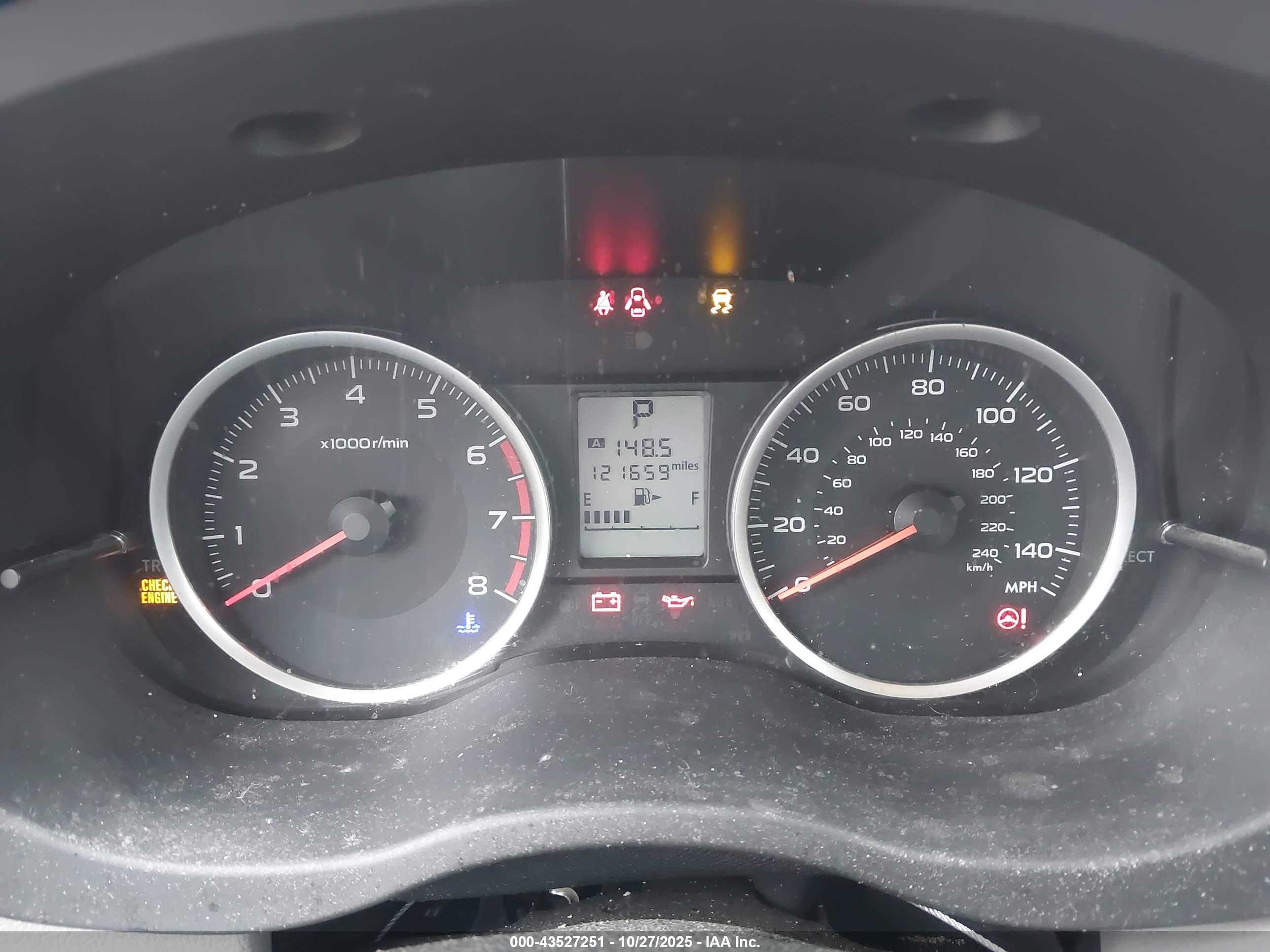 SUBARU FORESTER image 7