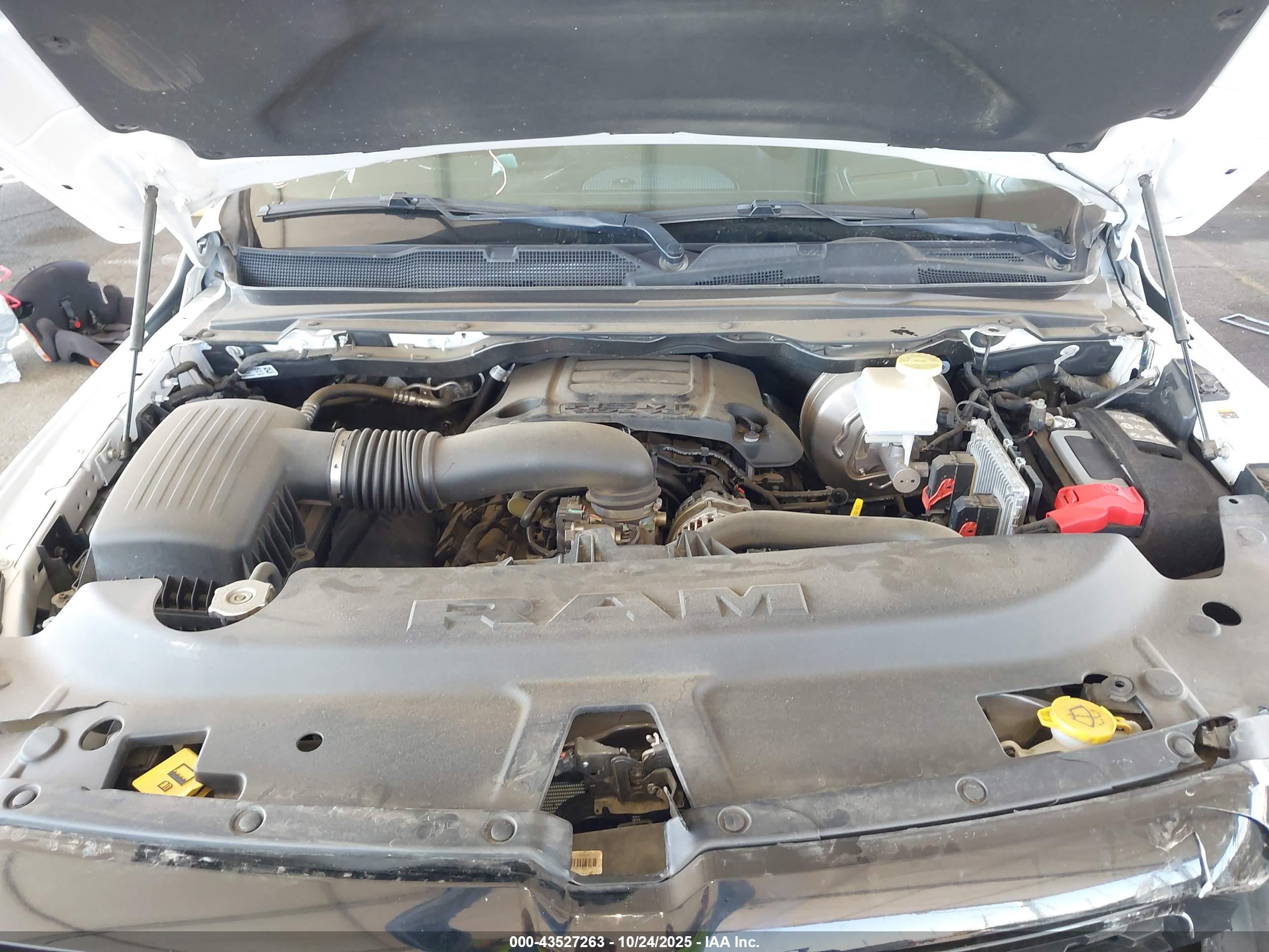 RAM 1500 image 10