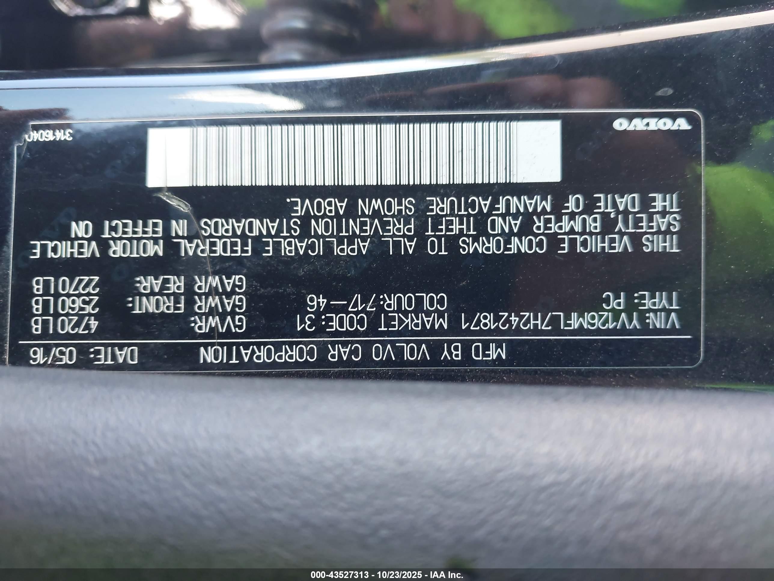 VOLVO S60 image 9