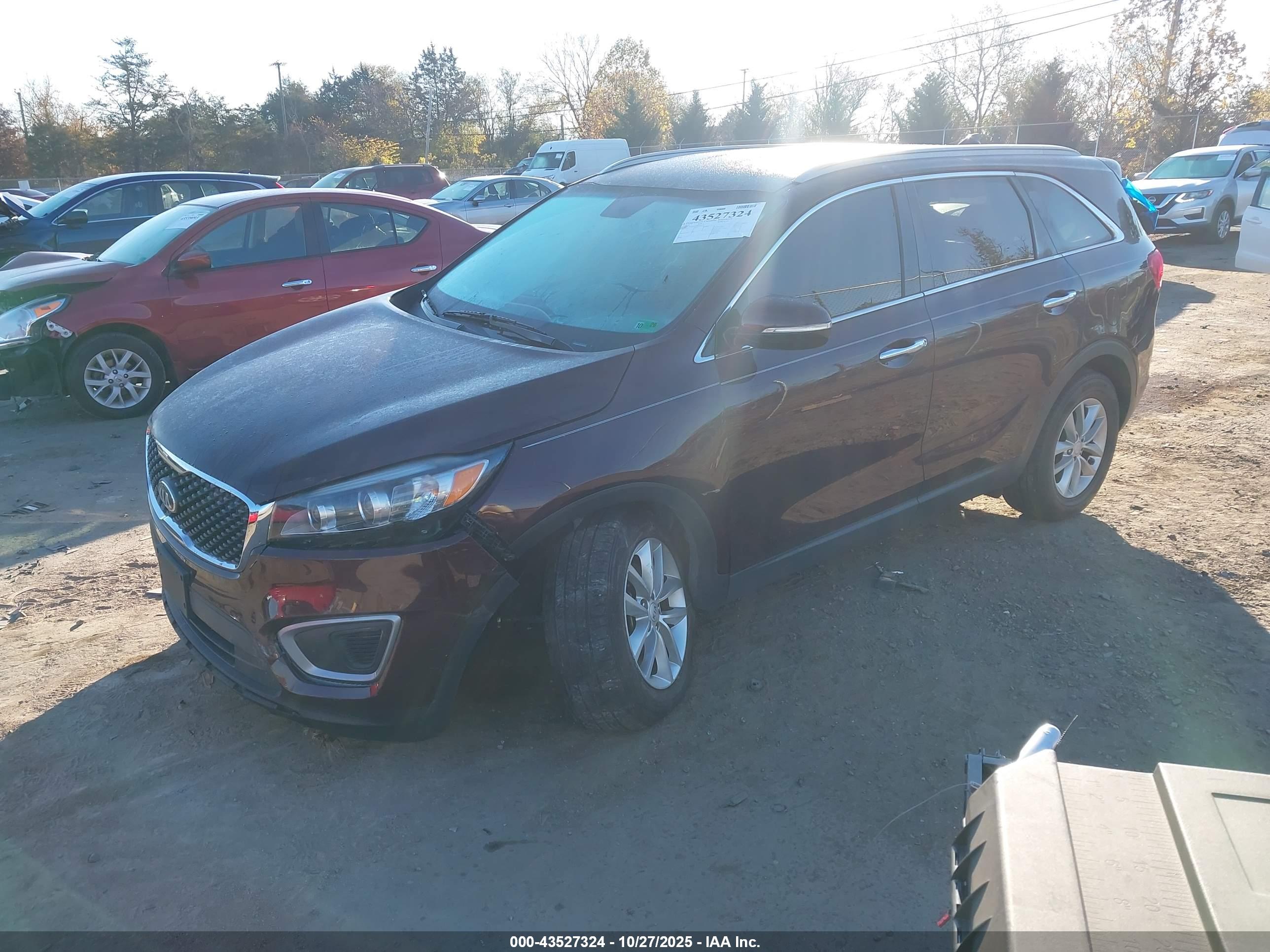 KIA SORENTO image 2