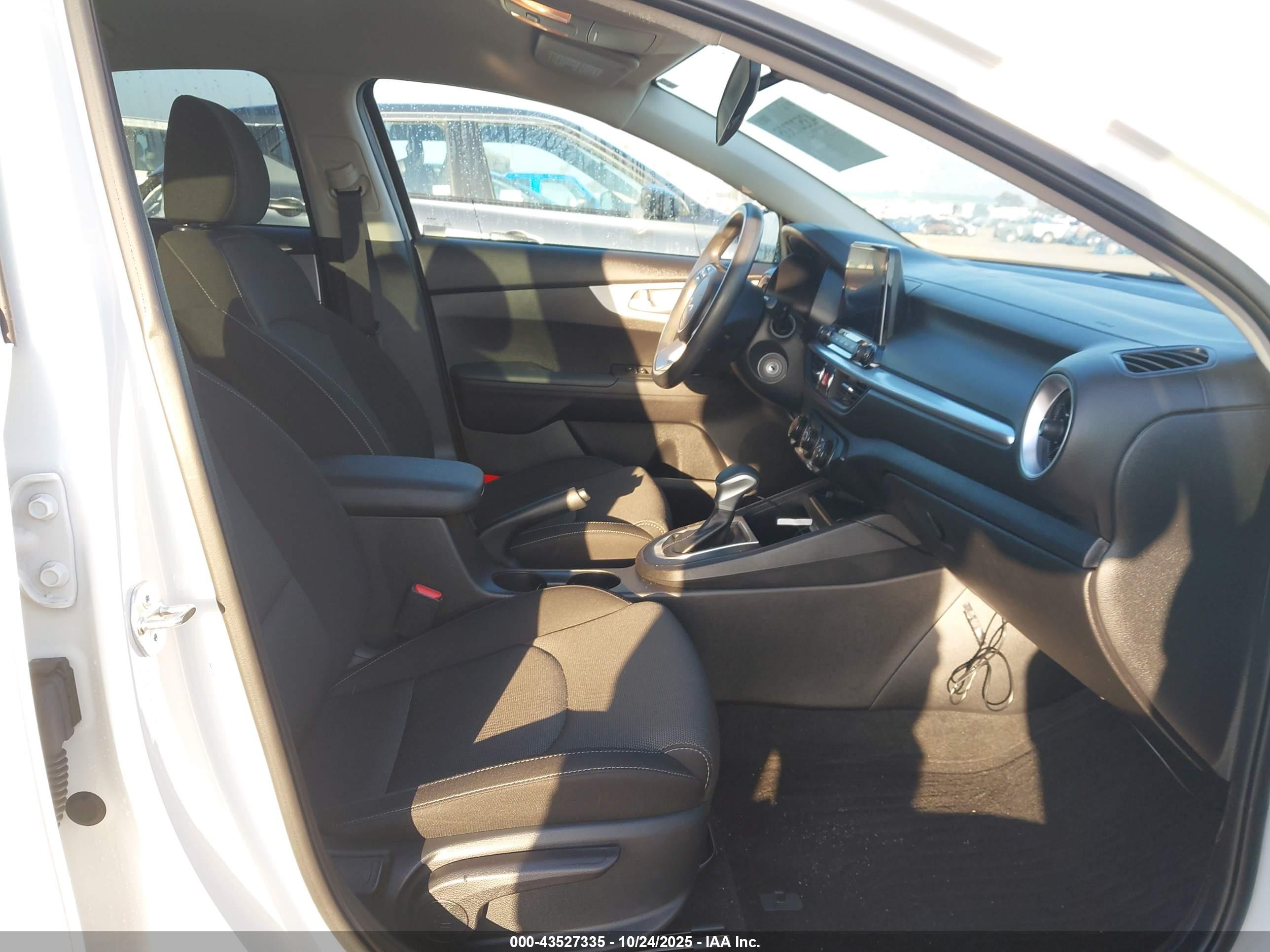 KIA FORTE image 5