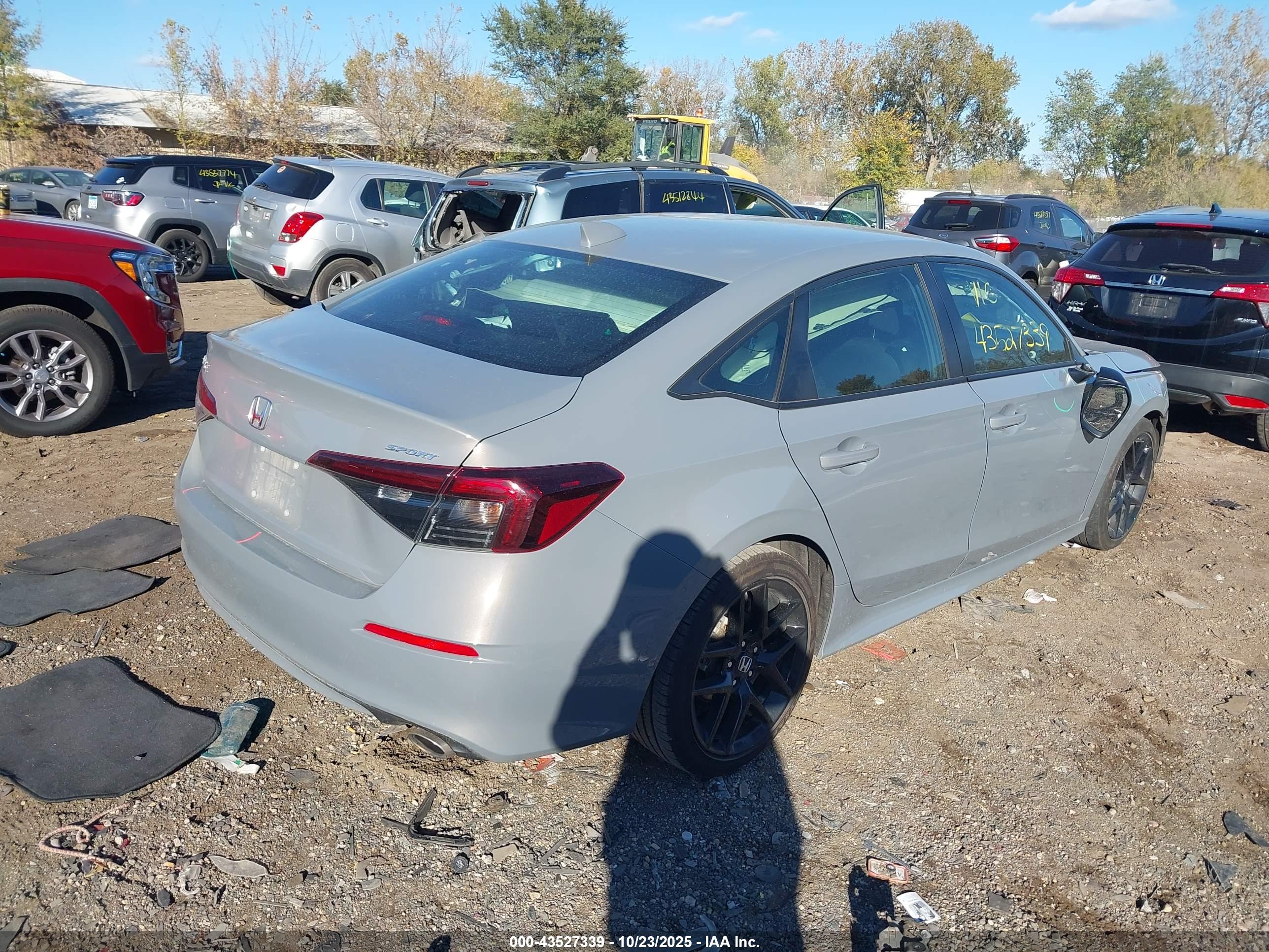HONDA CIVIC image 4
