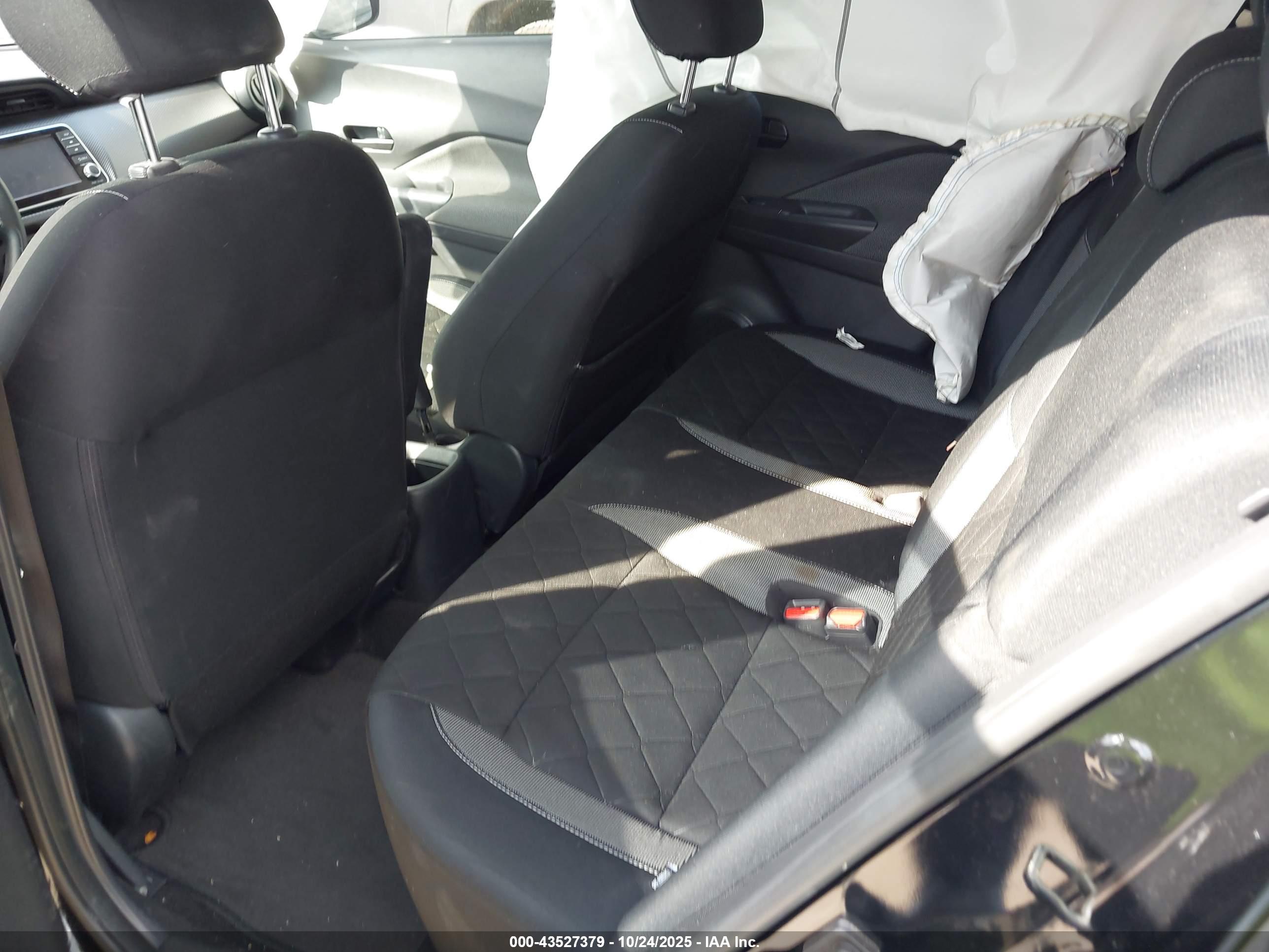 NISSAN KICKS image 8