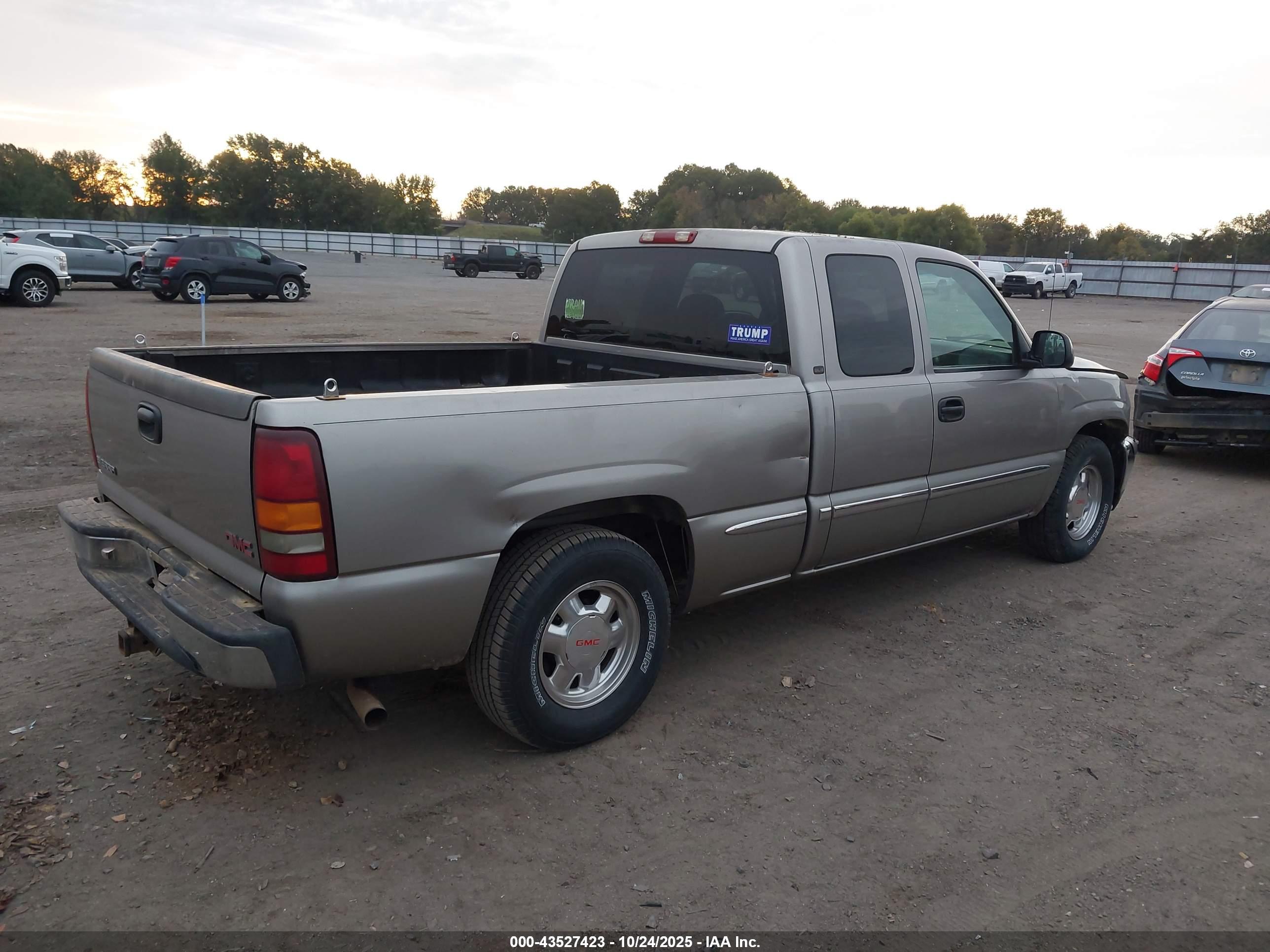 GMC SIERRA image 4