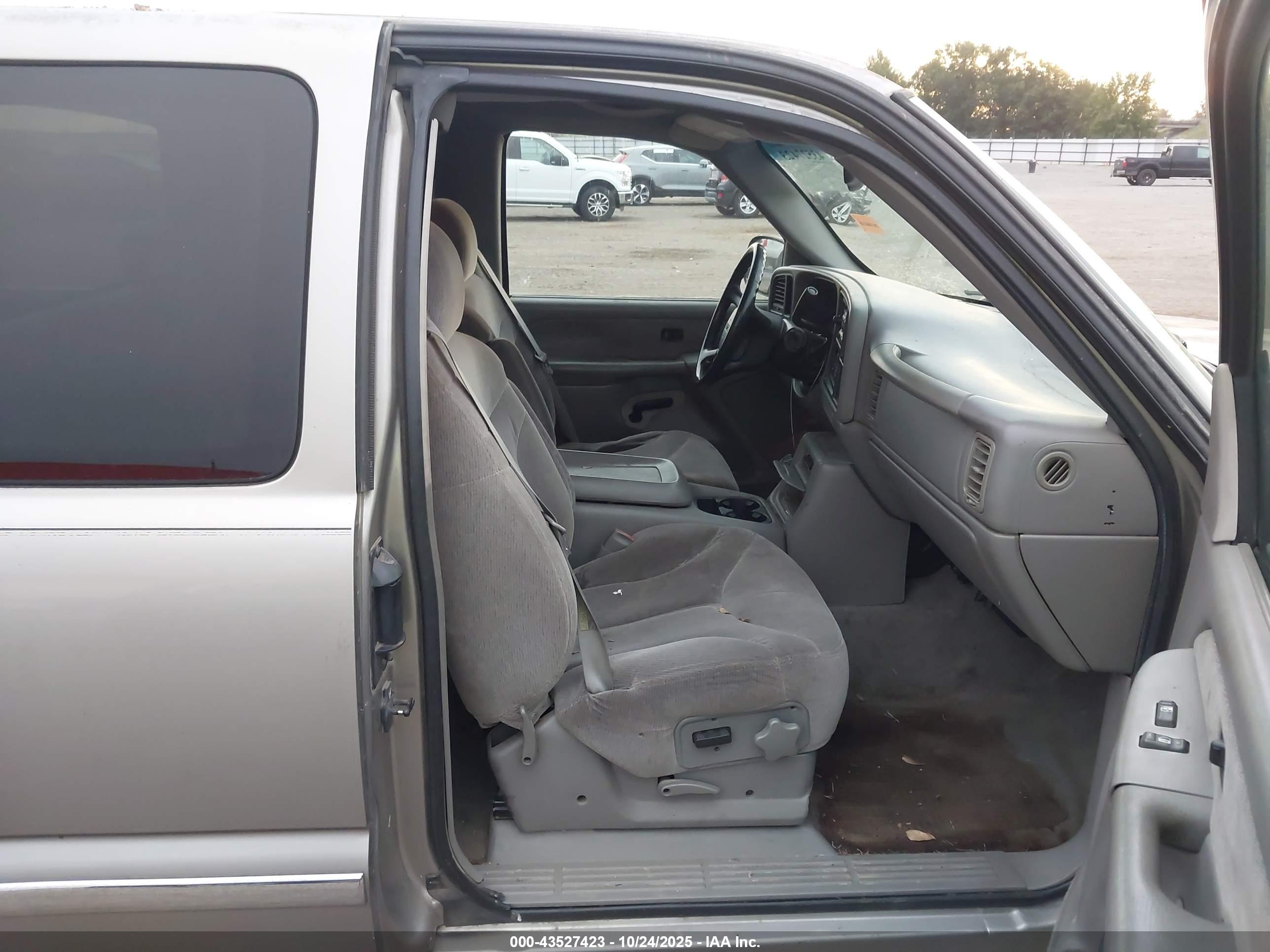 GMC SIERRA image 5